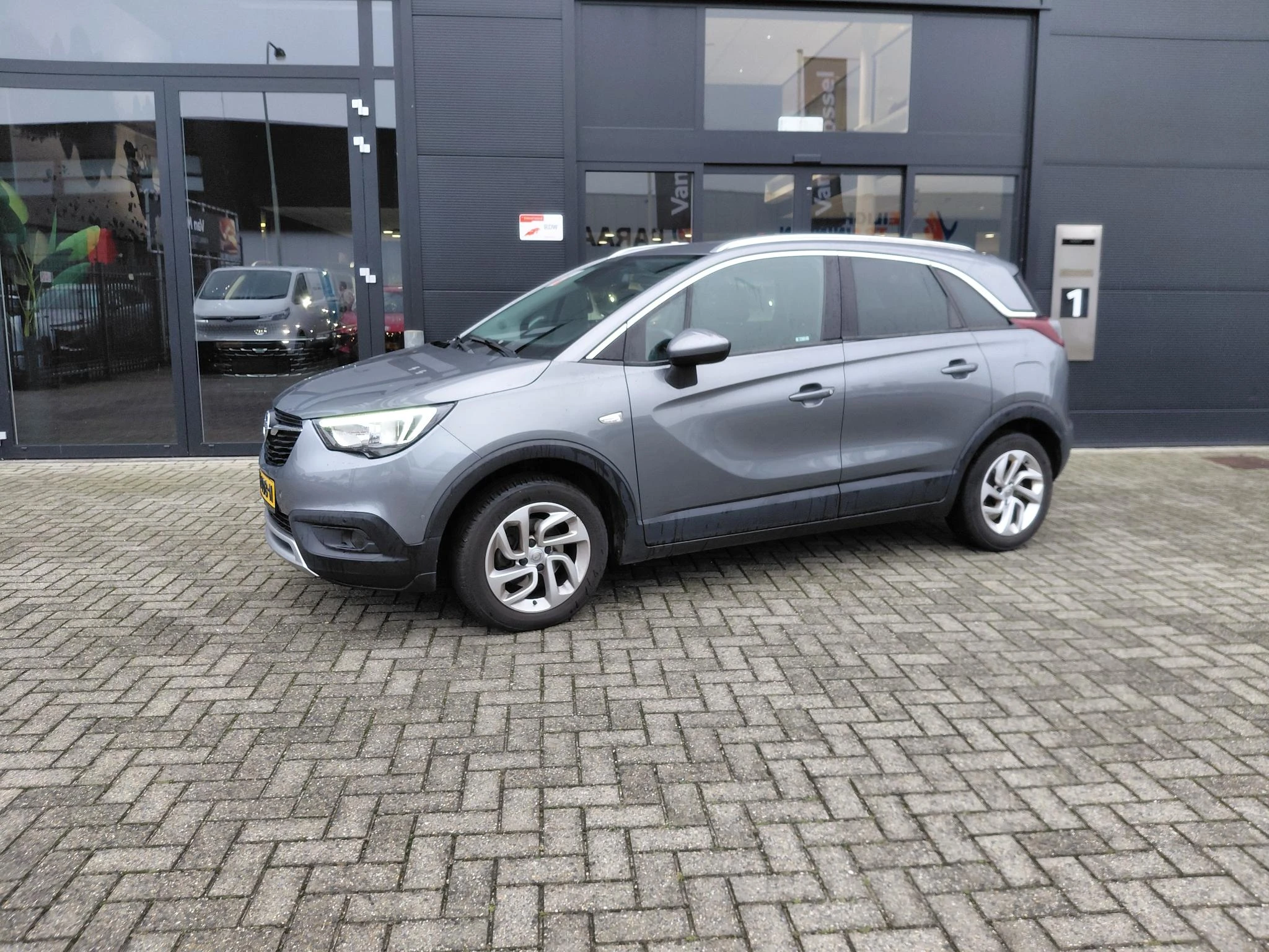 Opel CrosslandX met kenteken 48100 – autofoto 4