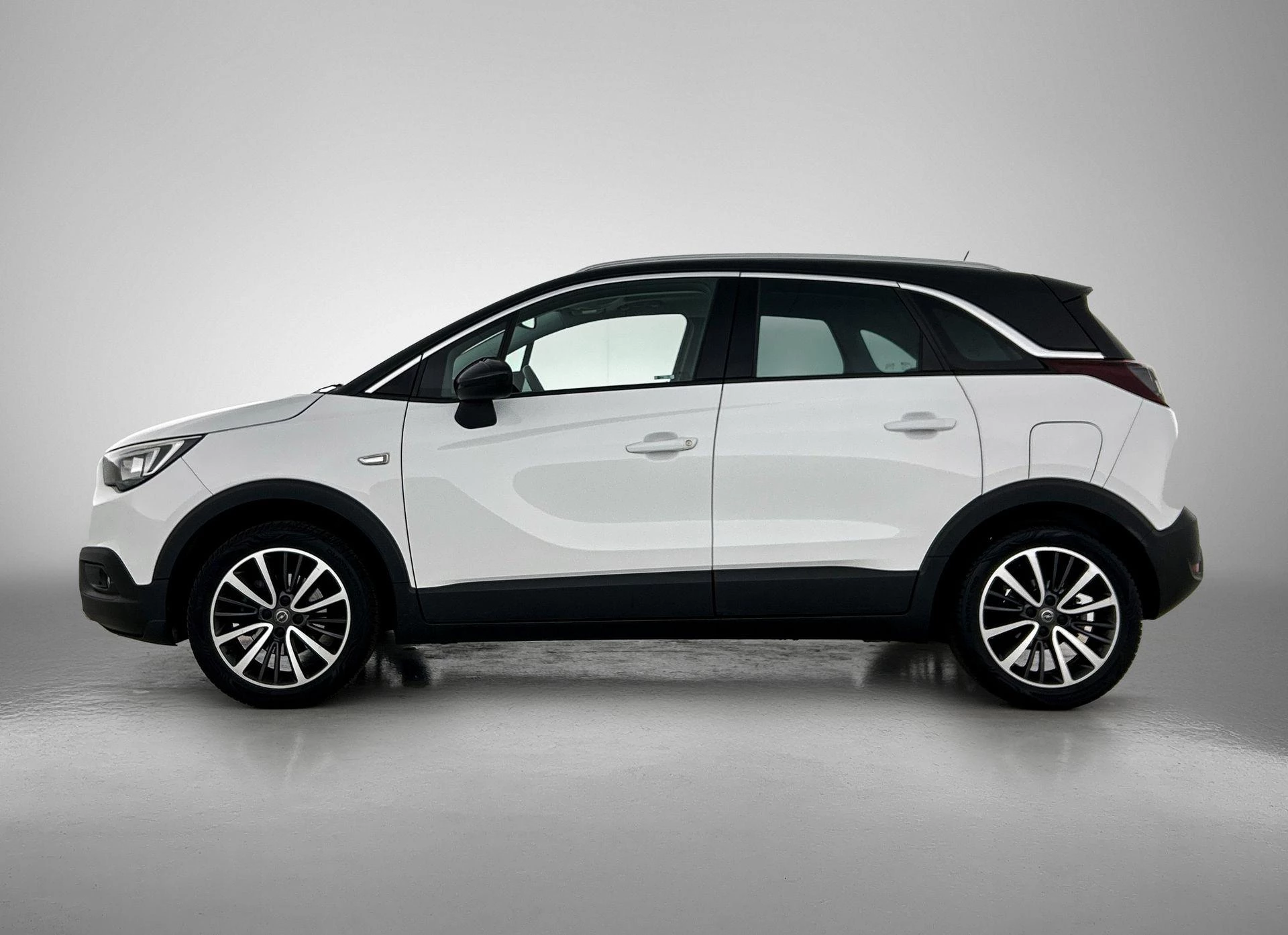 Opel CrosslandX met kenteken 49100 – autofoto 4