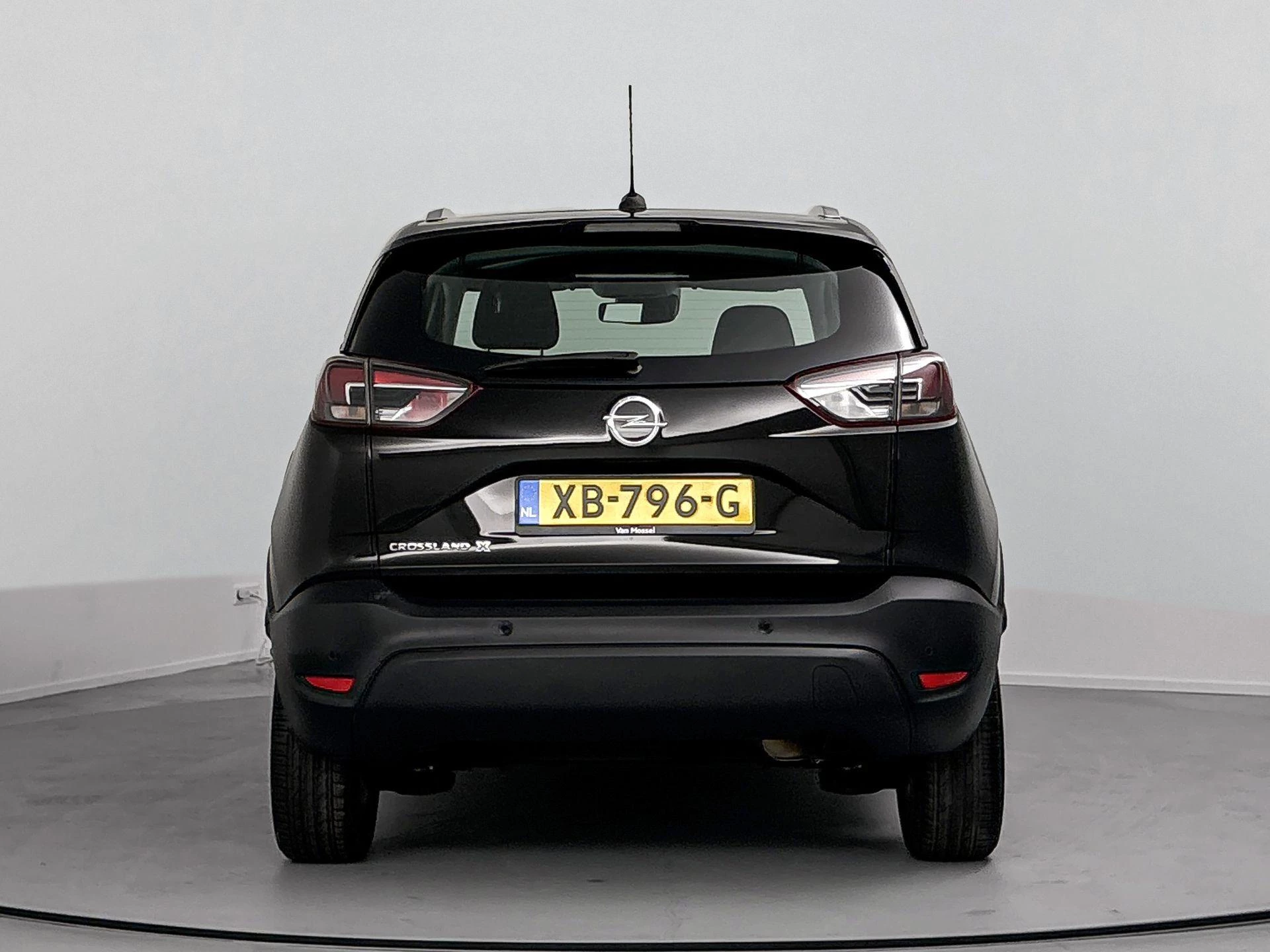 Opel CrosslandX met kenteken 56100 – autofoto 4