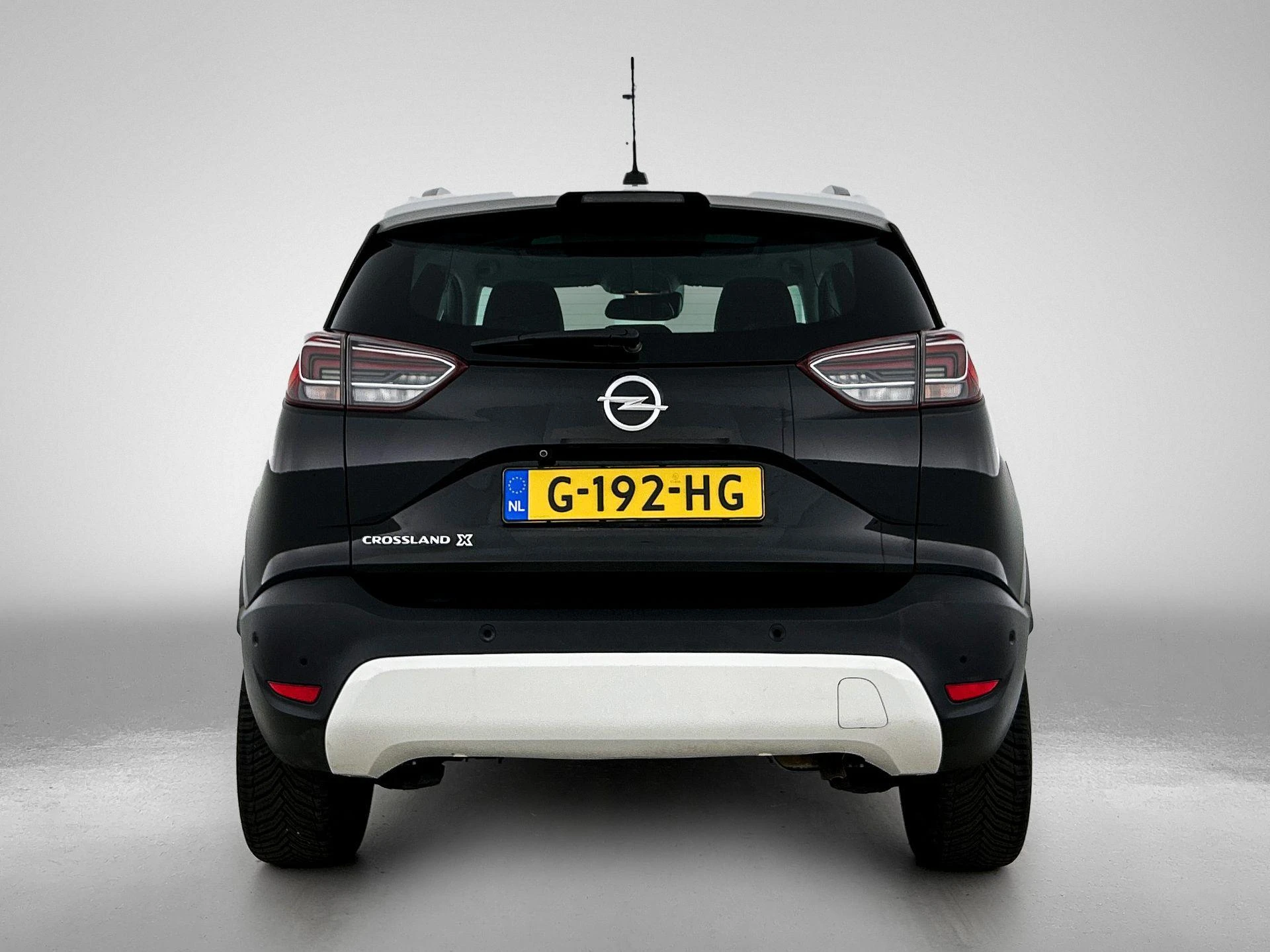 Opel CrosslandX met kenteken 65100 – autofoto 5