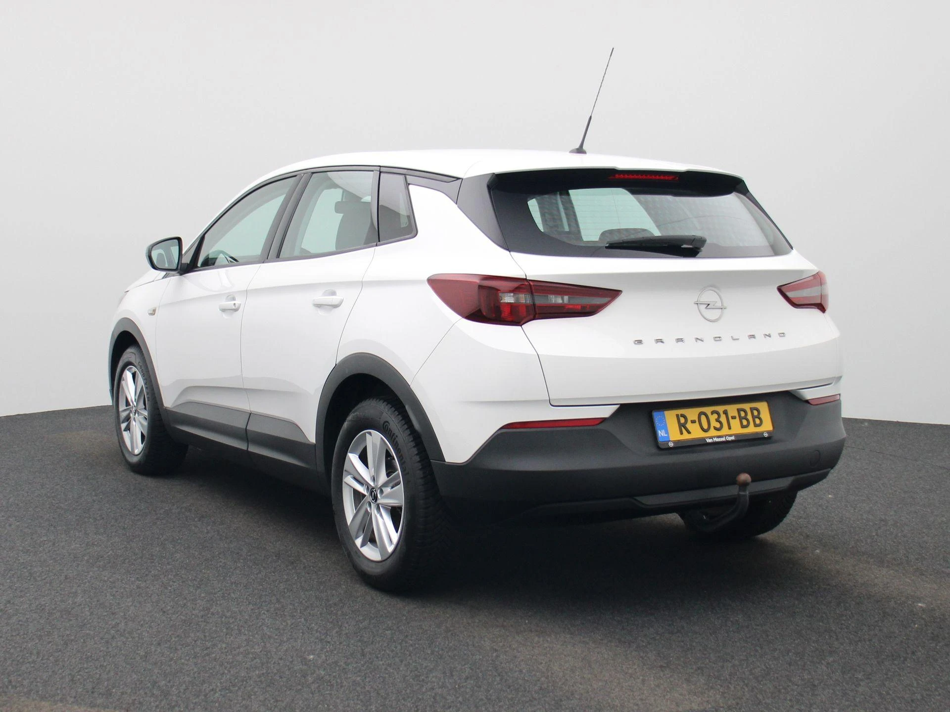 Opel Grandland met kenteken R-031-BB – autofoto 3