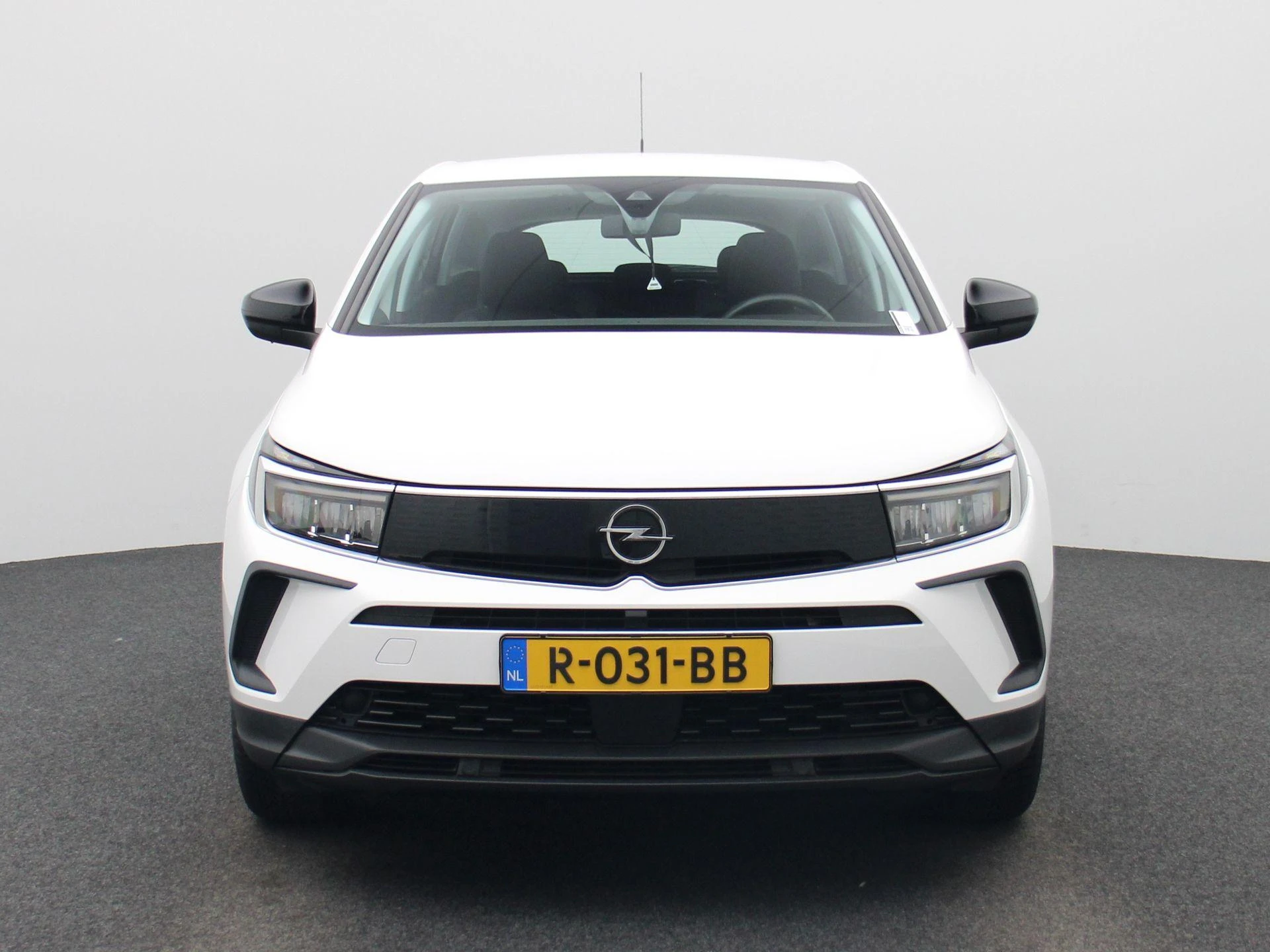 Opel Grandland met kenteken R-031-BB – autofoto 4