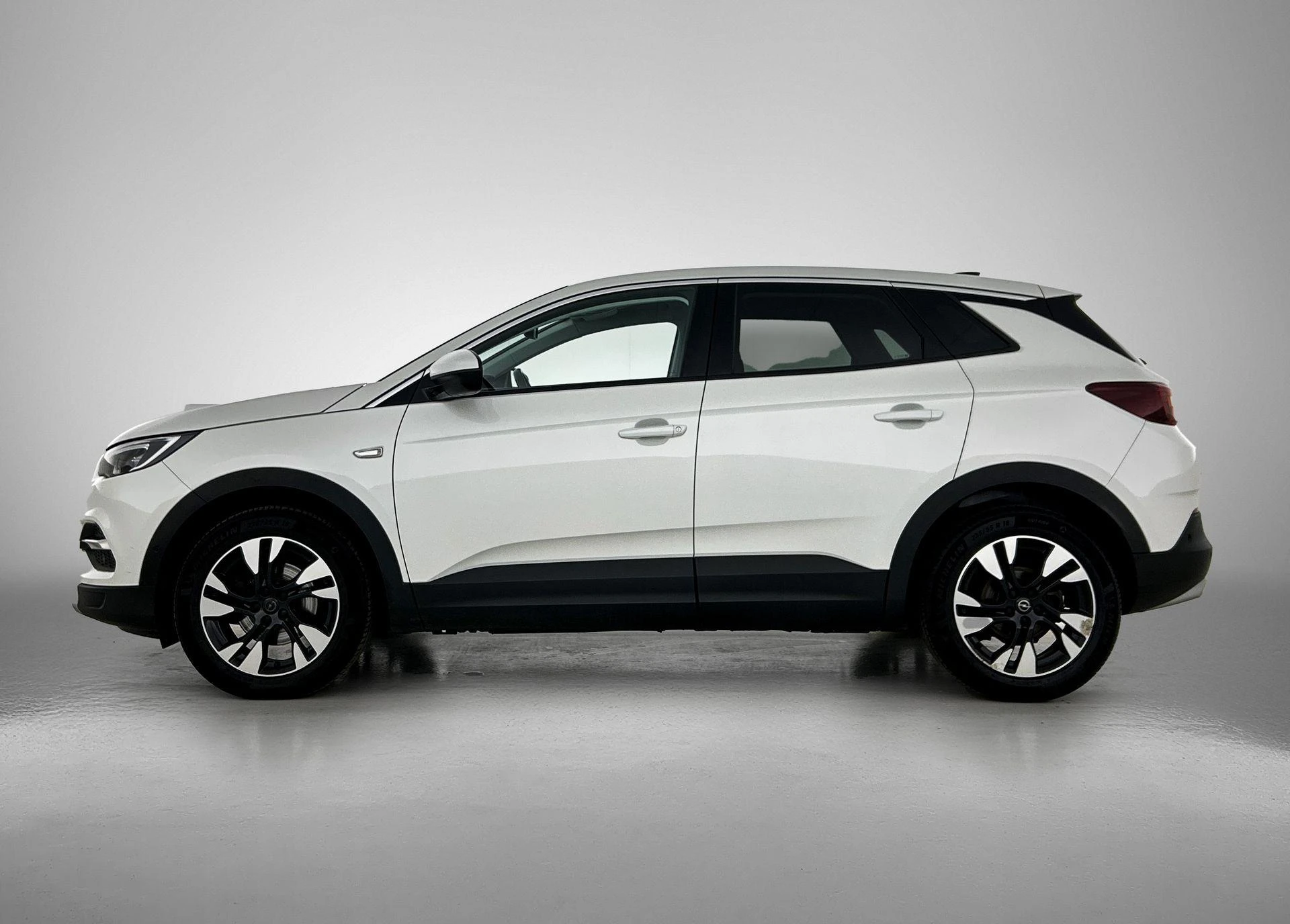 Opel GrandlandX met kenteken 52100 – autofoto 4