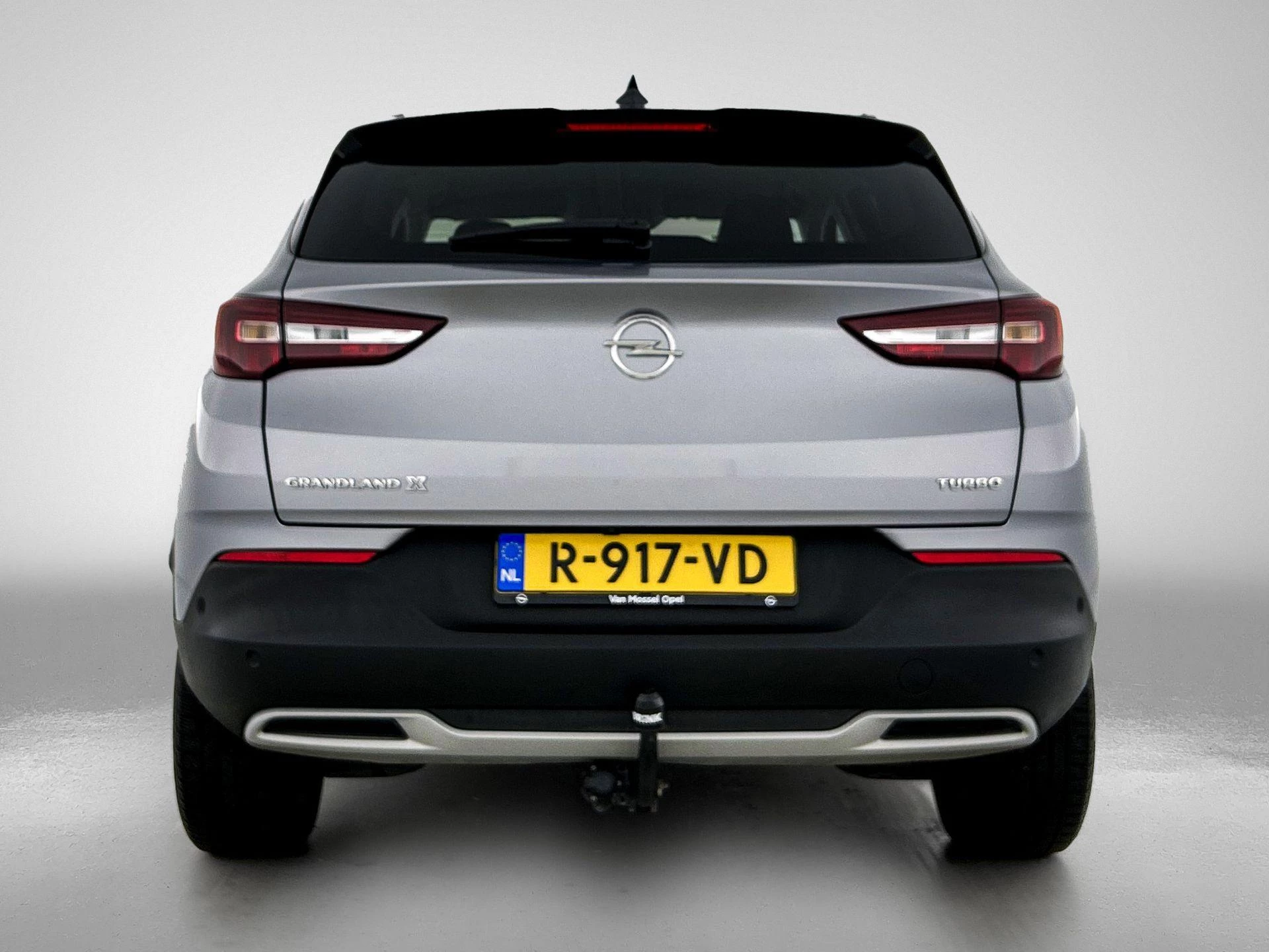 Opel GrandlandX met kenteken 61100 – autofoto 5