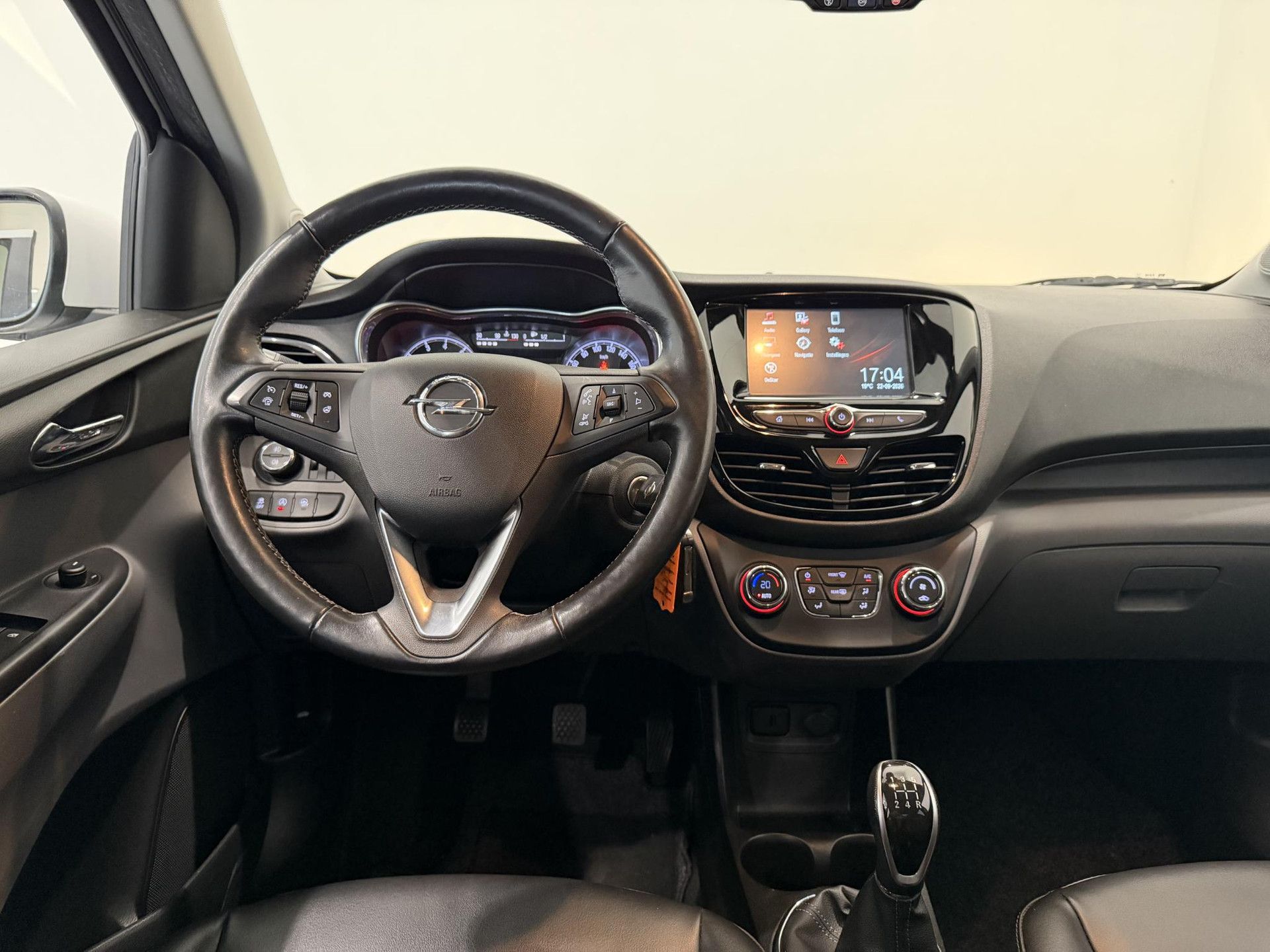 Opel KARL met kenteken TV-079-G – autofoto 3