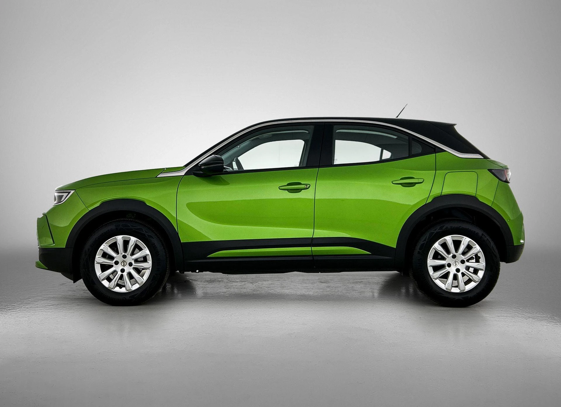 Opel Mokka met kenteken 46100 – autofoto 4