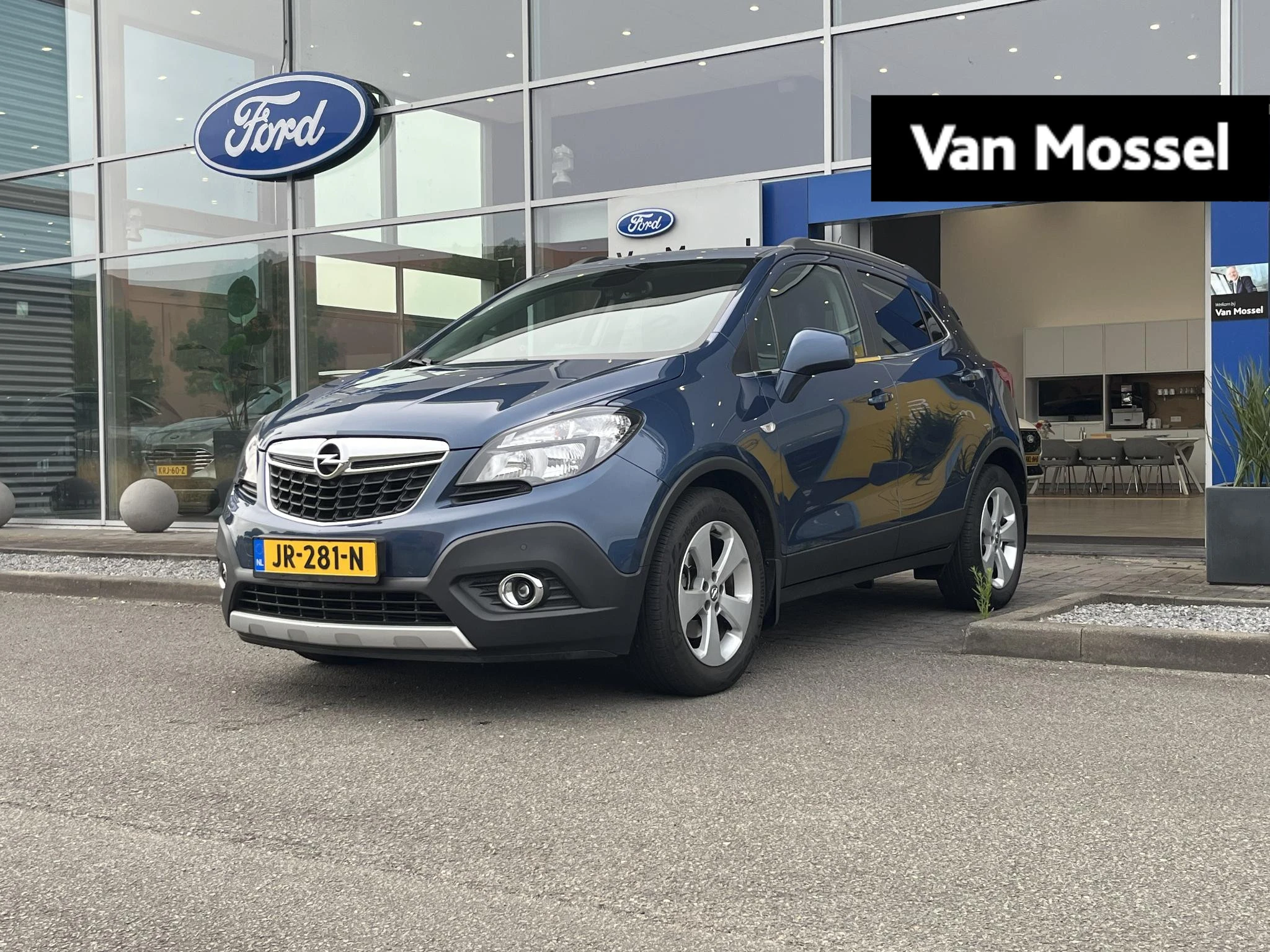 Opel Mokka met kenteken 76100 – autofoto 2