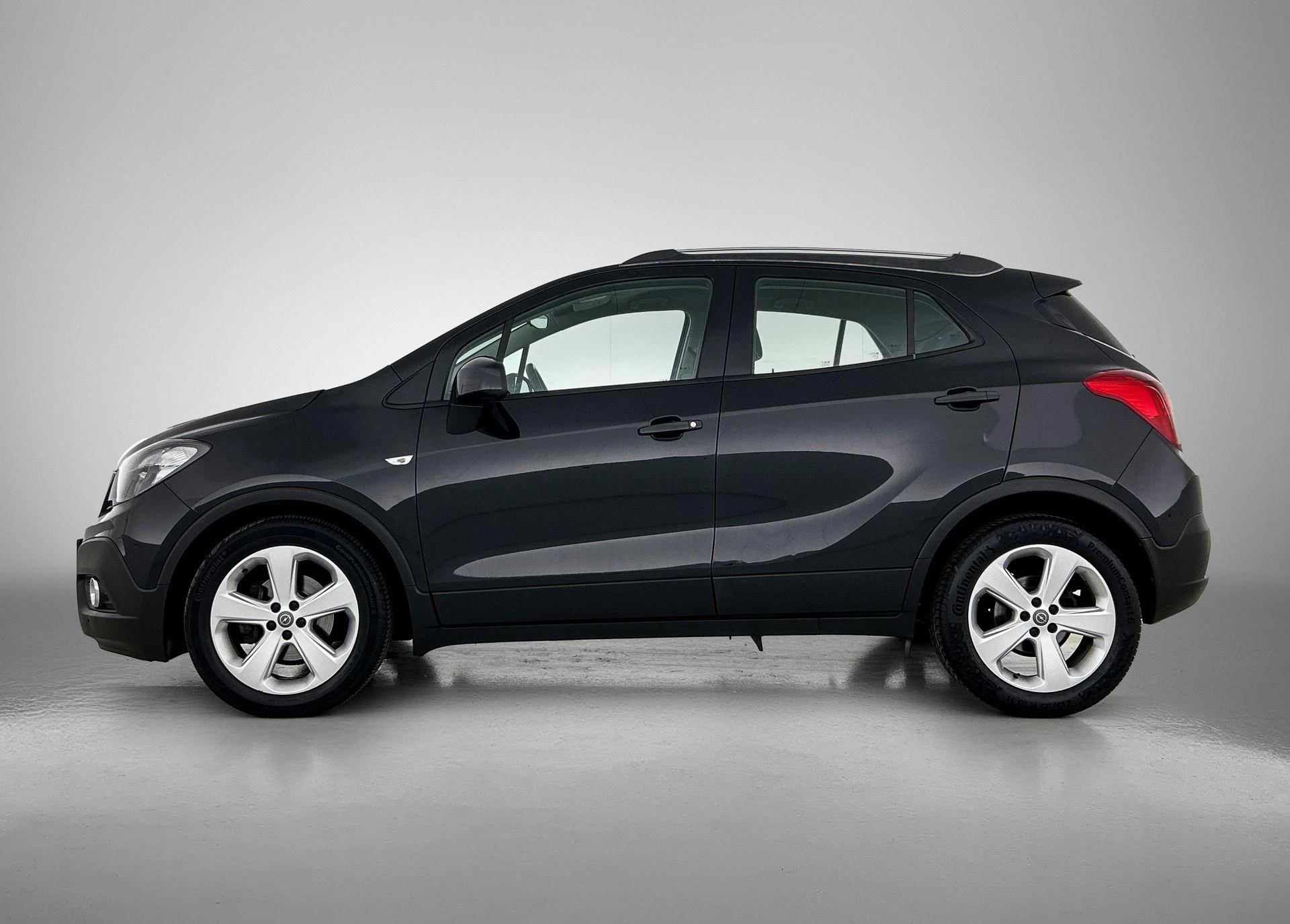 Opel Mokka met kenteken 76100 – autofoto 4