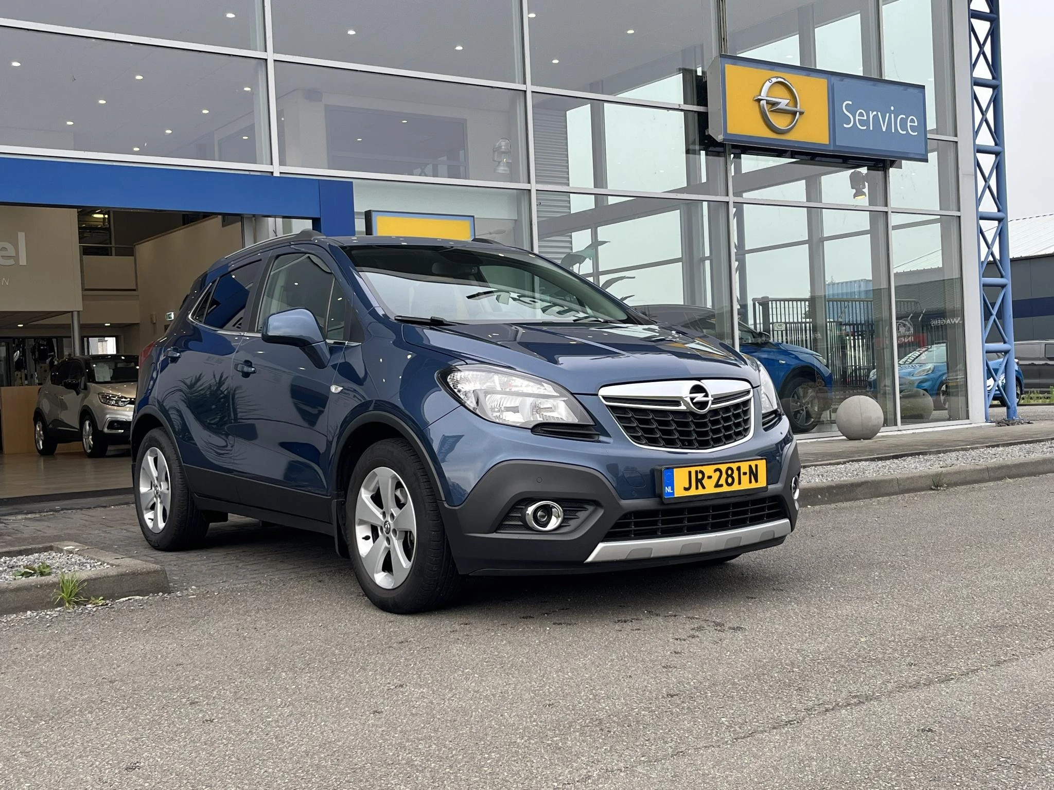 Opel Mokka met kenteken 76100 – autofoto 5