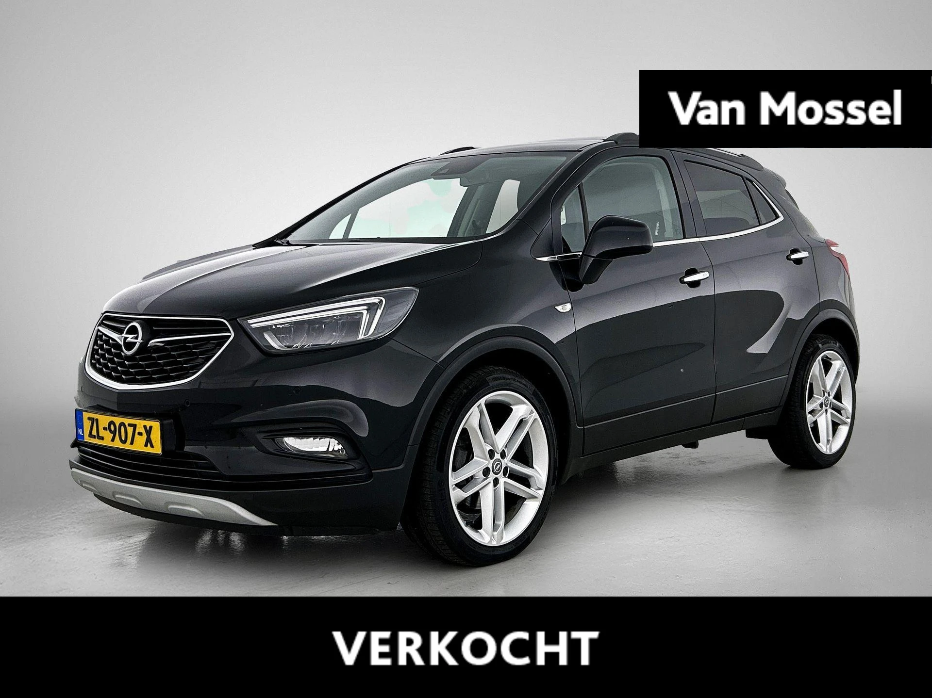 Opel MokkaX met kenteken 82100 – autofoto 2