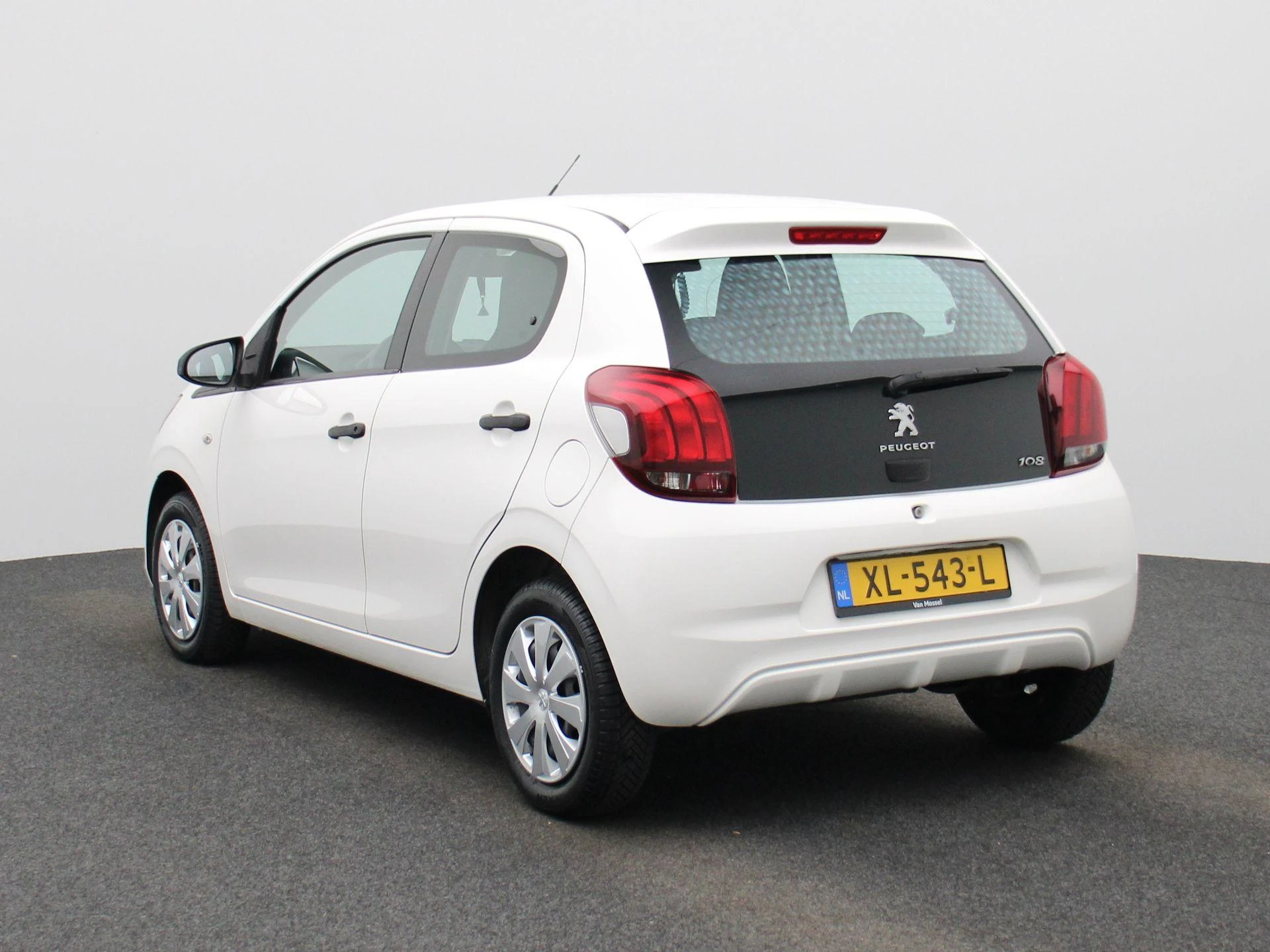 Peugeot 108 met kenteken 42100 – autofoto 3