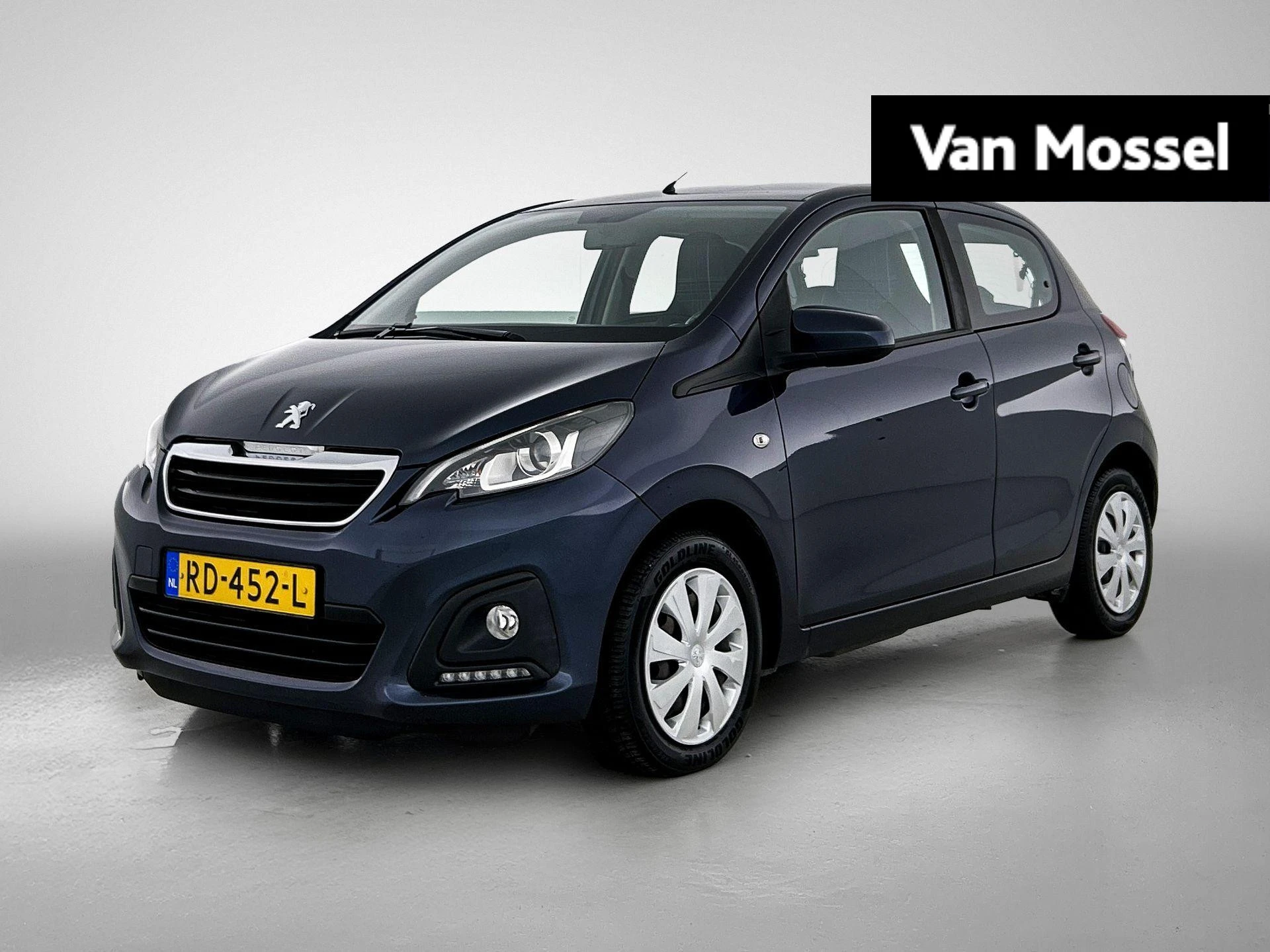 Peugeot 108 met kenteken 45100 – autofoto 2