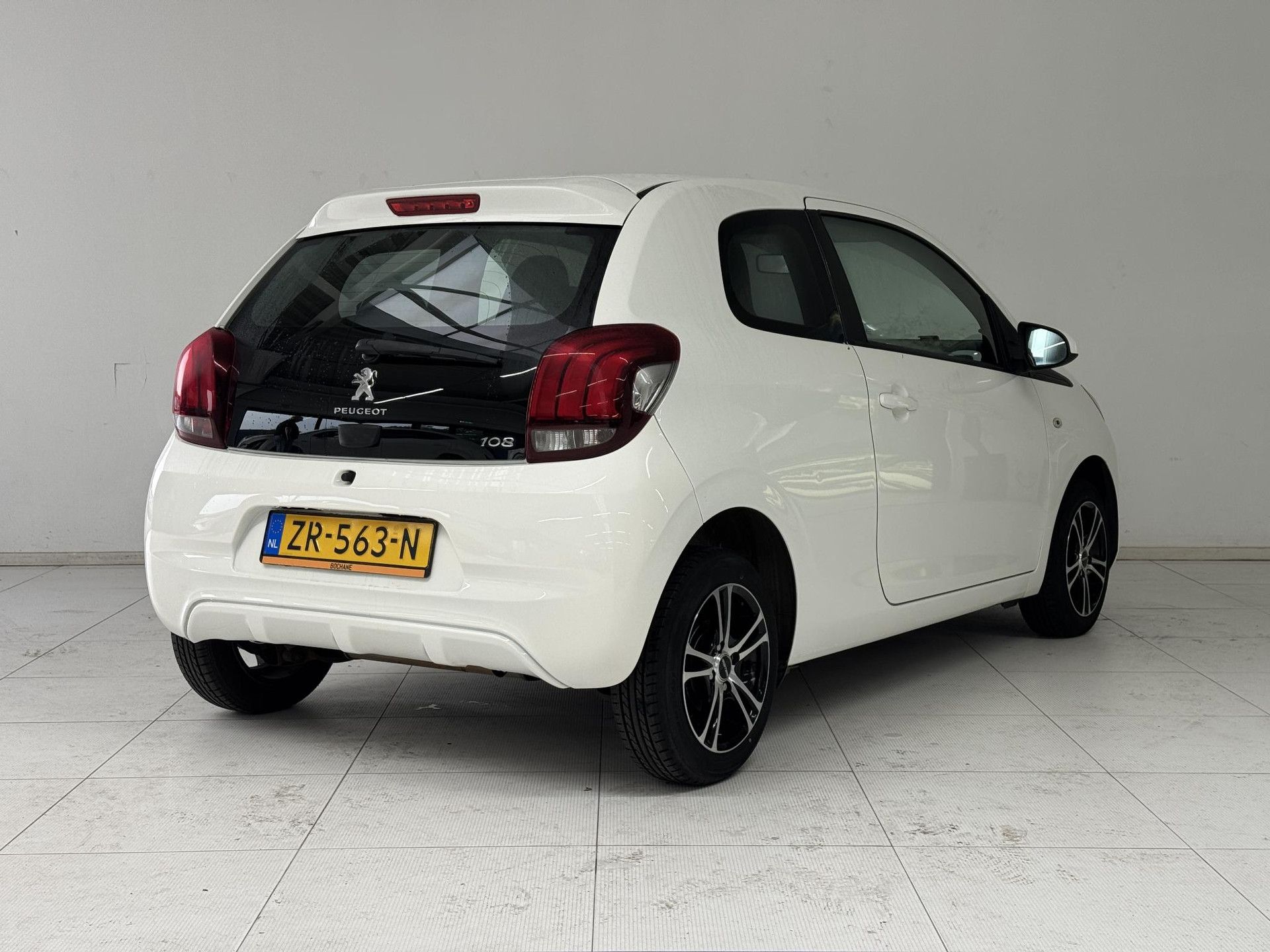 Peugeot 108 met kenteken ZR-563-N – autofoto 2
