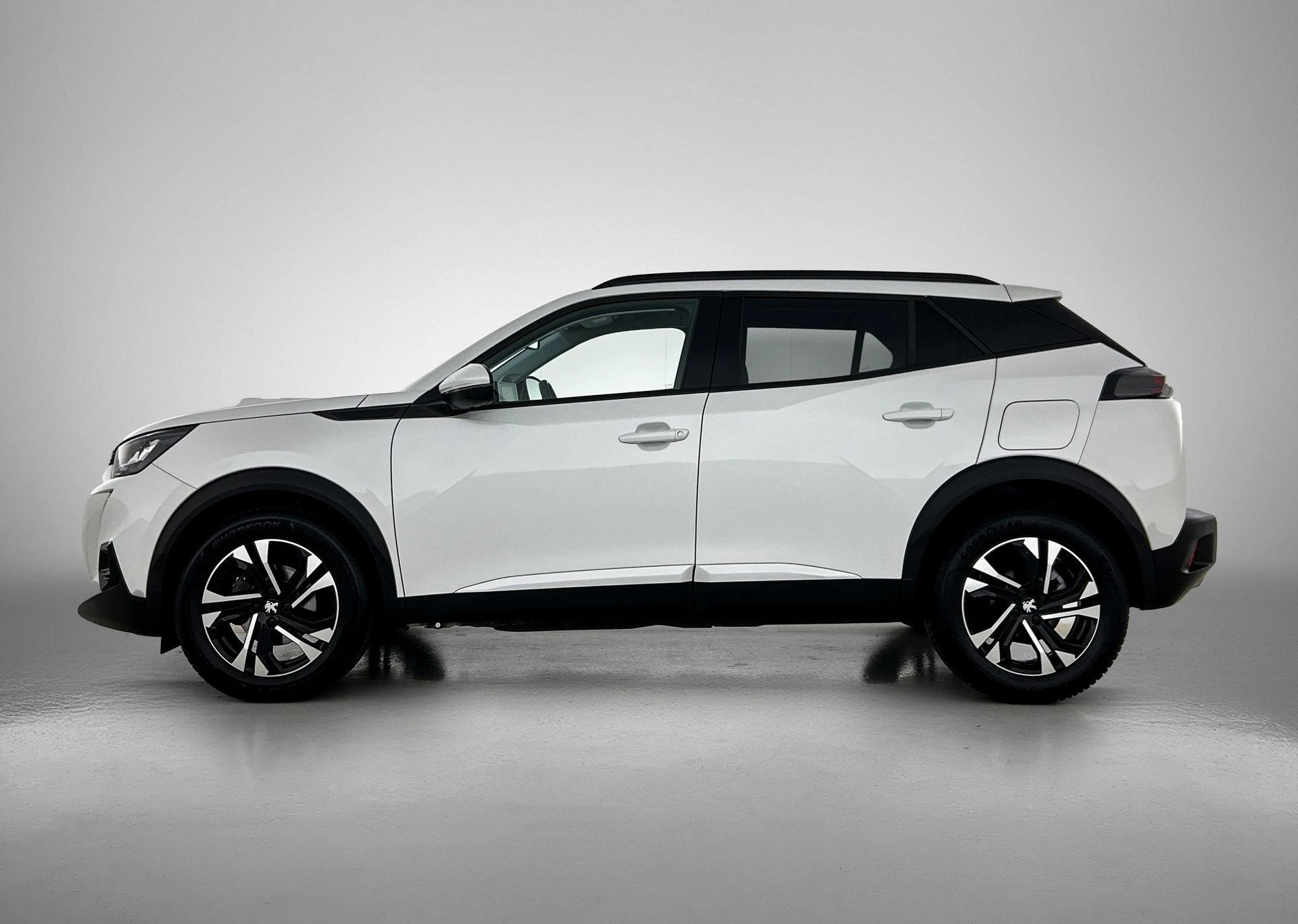 Peugeot 2008 met kenteken 40100 – autofoto 4