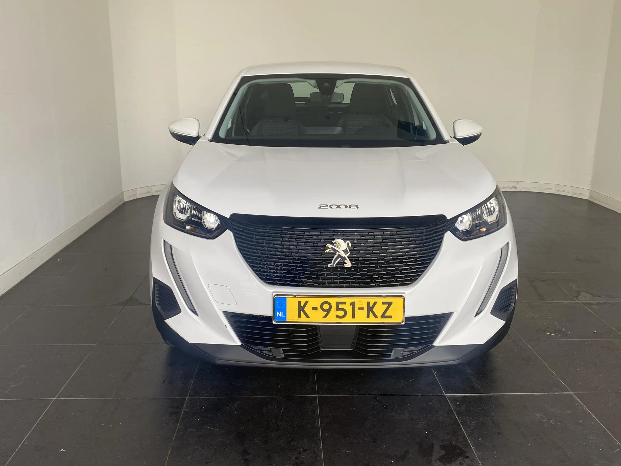 Peugeot 2008 met kenteken 55100 – autofoto 5