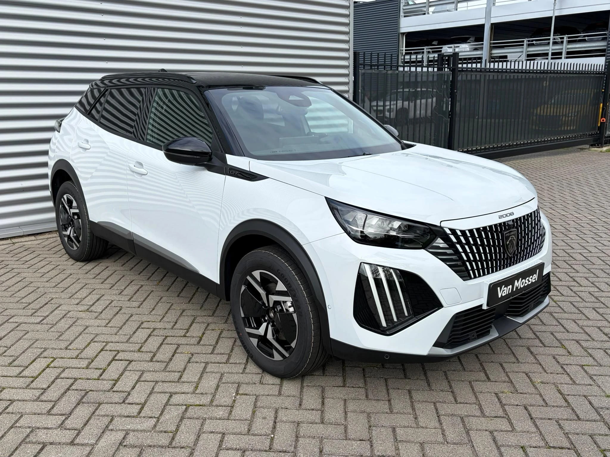 Peugeot 2008 – autofoto 4
