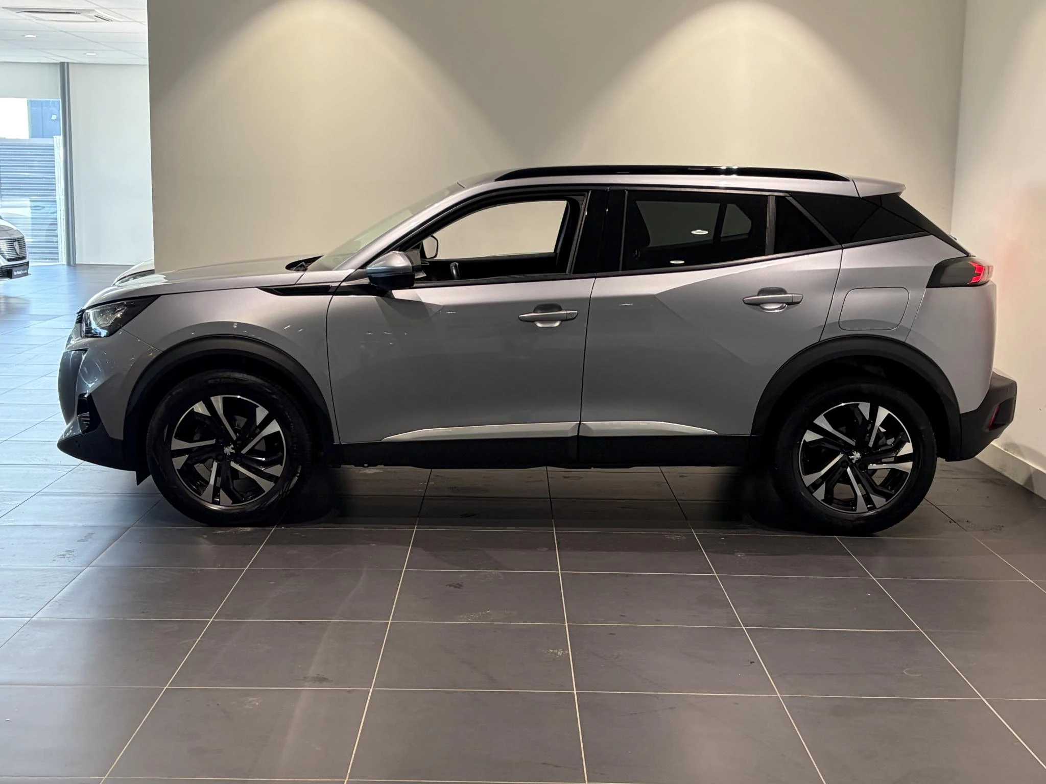 Peugeot 2008 met kenteken H-620-LZ – autofoto 5