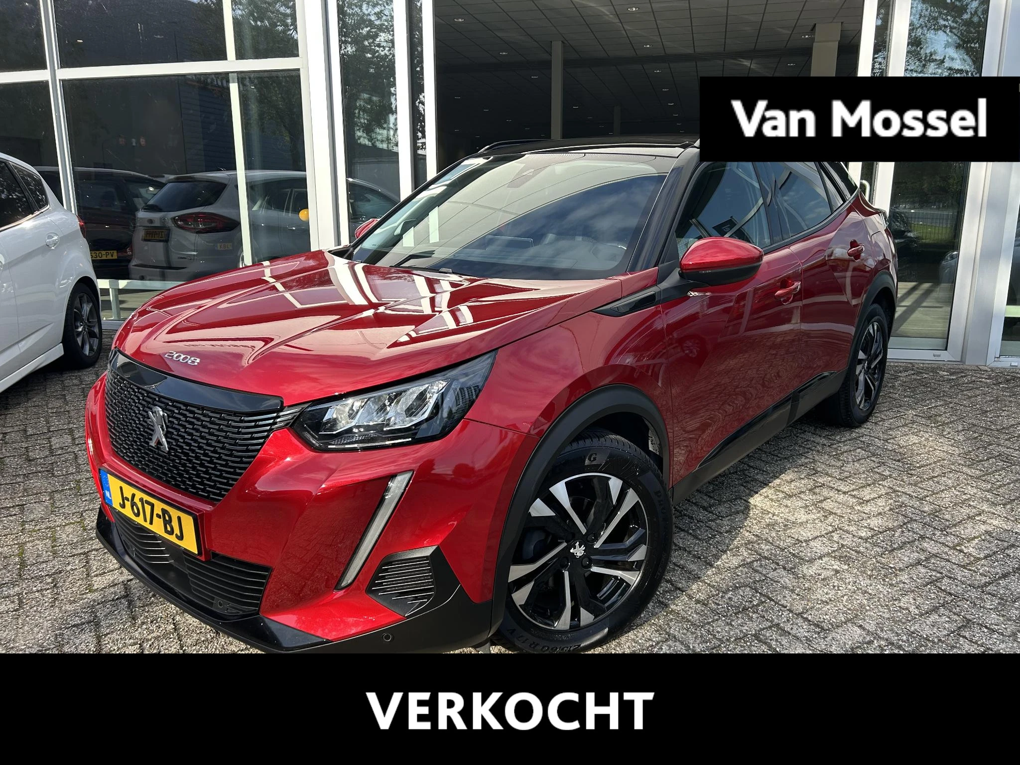 Peugeot 2008 met kenteken J-617-BJ – autofoto 2