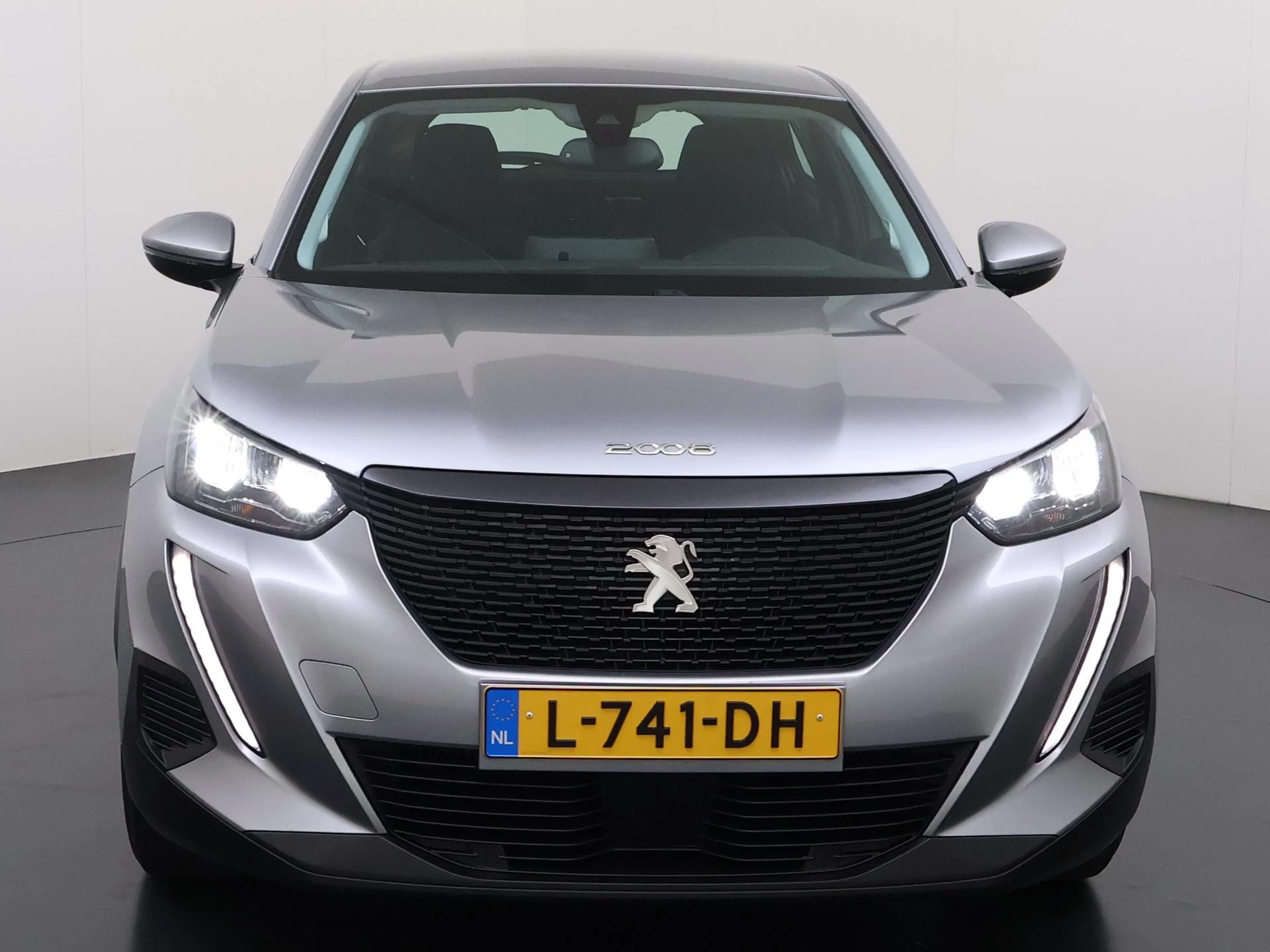 Peugeot 2008 met kenteken L-741-DH – autofoto 3