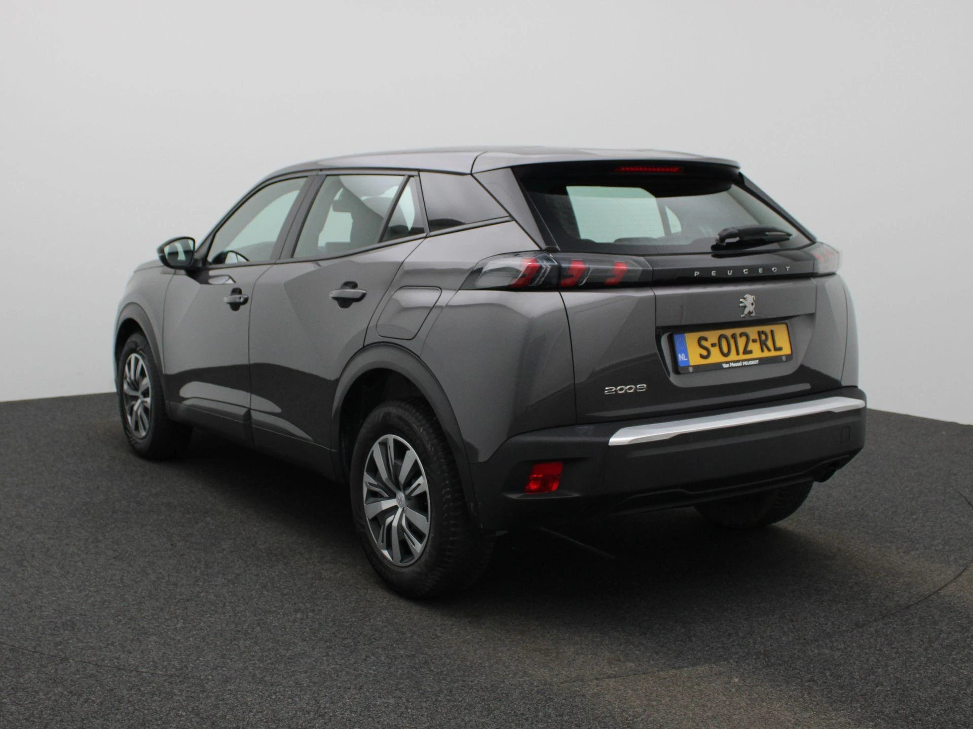 Peugeot 2008 met kenteken S-012-RL – autofoto 3
