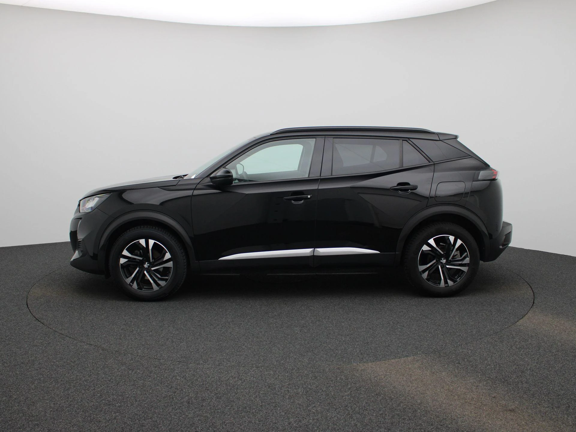 Peugeot 2008 met kenteken S-102-LB – autofoto 4