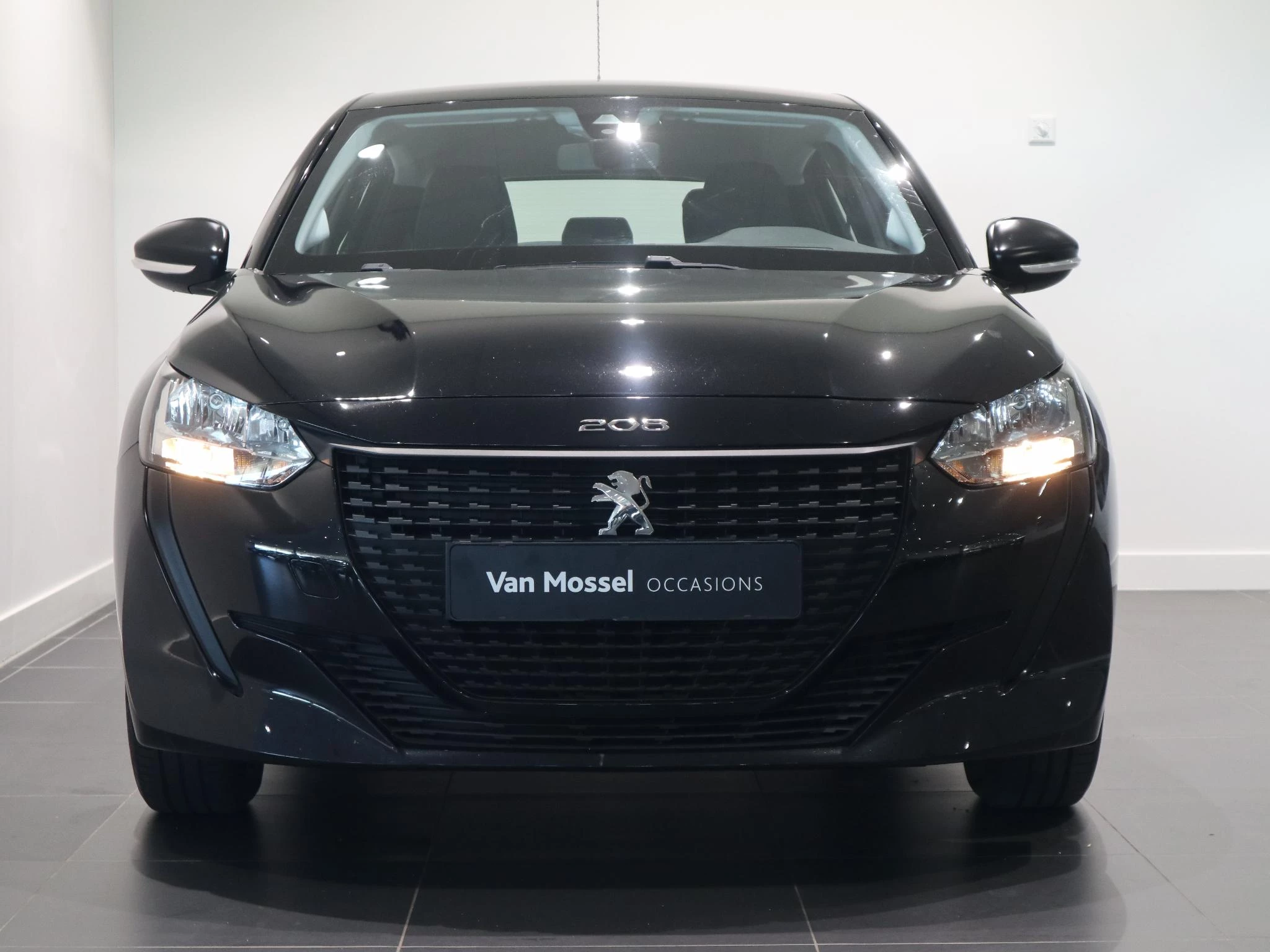 Peugeot 208 met kenteken 48100 – autofoto 4