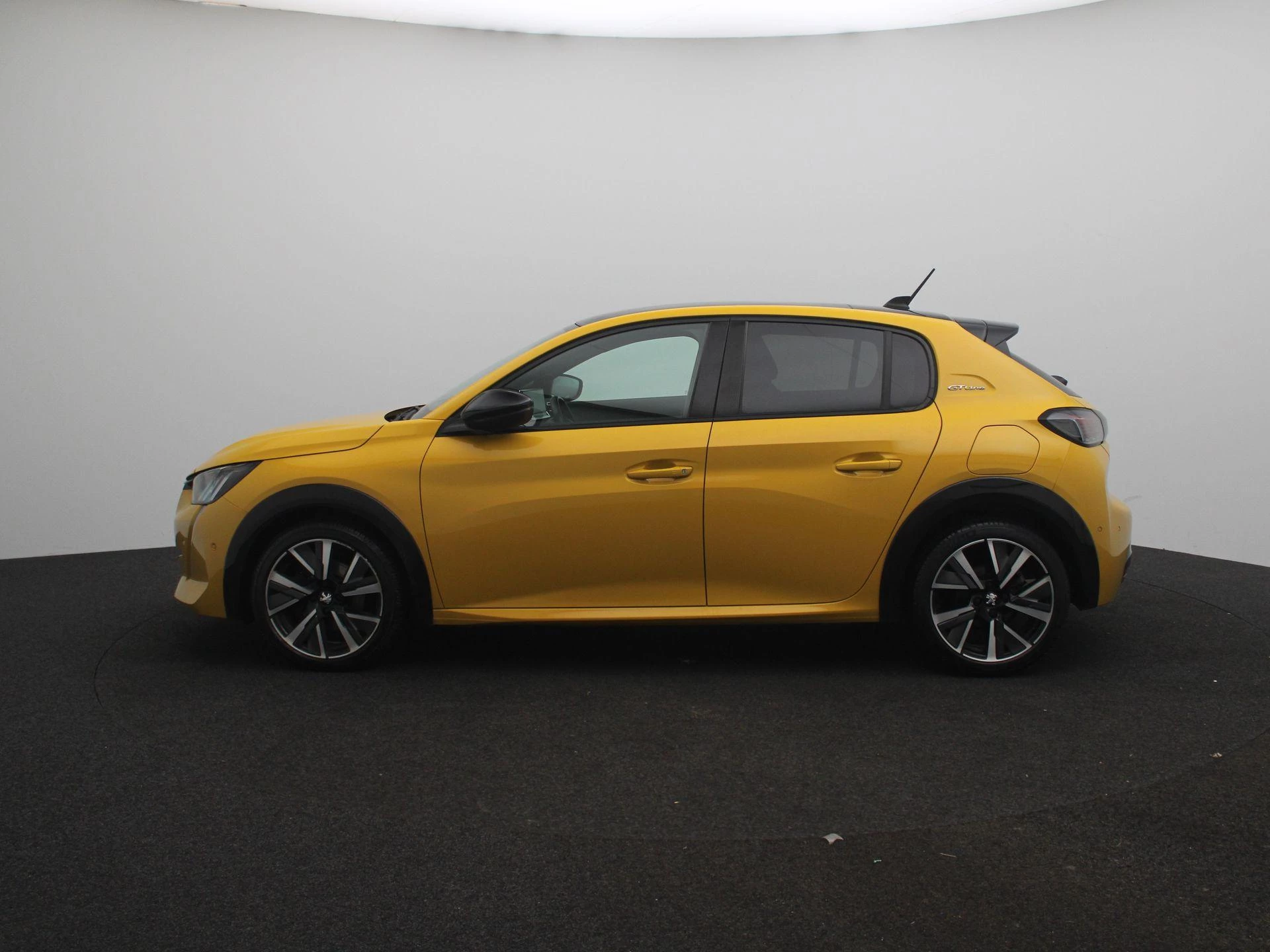 Peugeot 208 met kenteken 52100 – autofoto 5