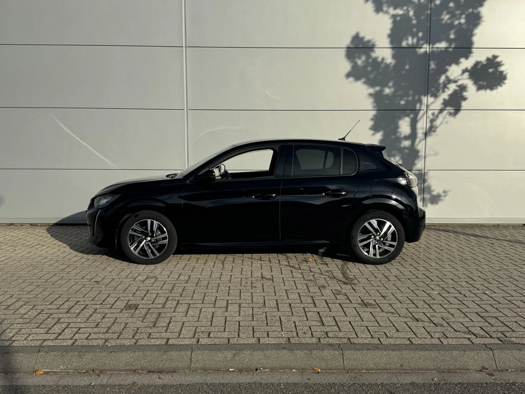 Peugeot 208 – autofoto 5