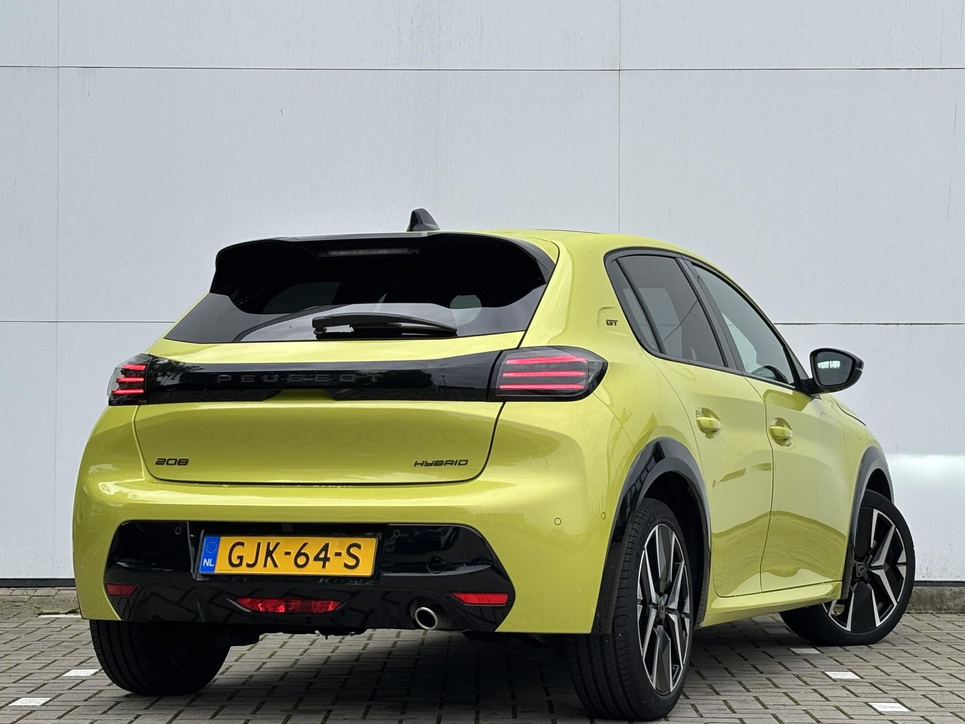 Peugeot 208 met kenteken GJK-64-S – autofoto 2
