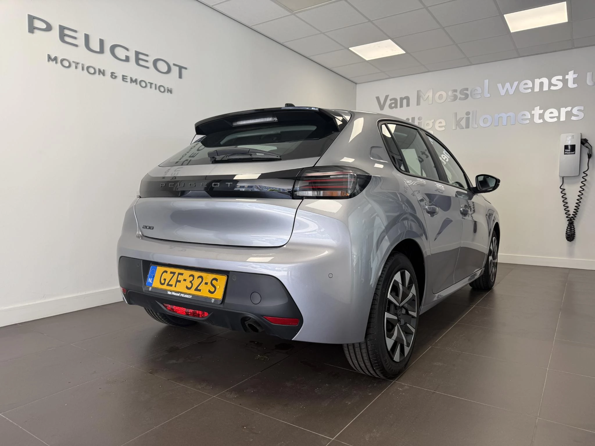Peugeot 208 met kenteken GZF-32-S – autofoto 5