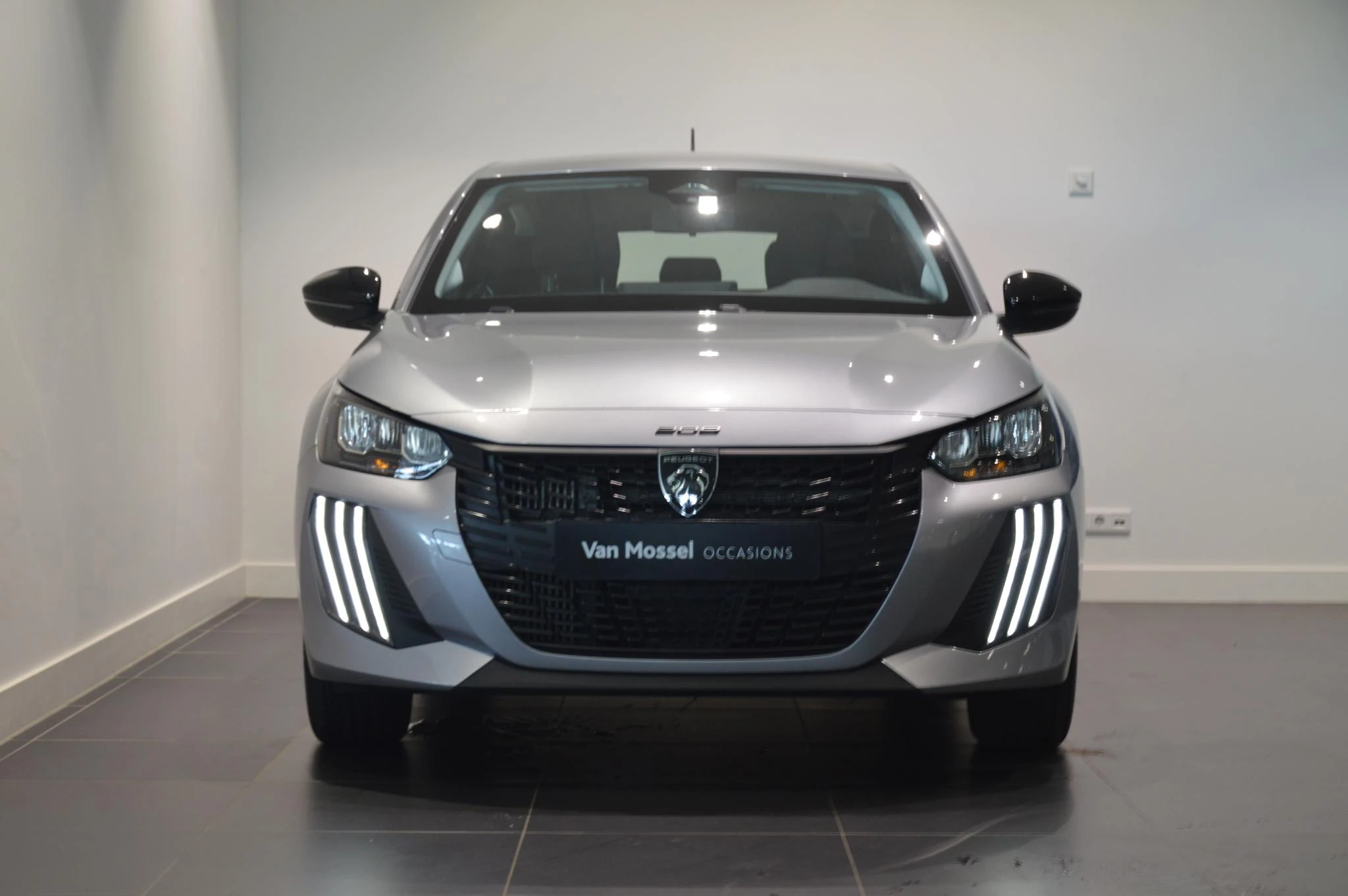 Peugeot 208 met kenteken JDL-01-N – autofoto 4