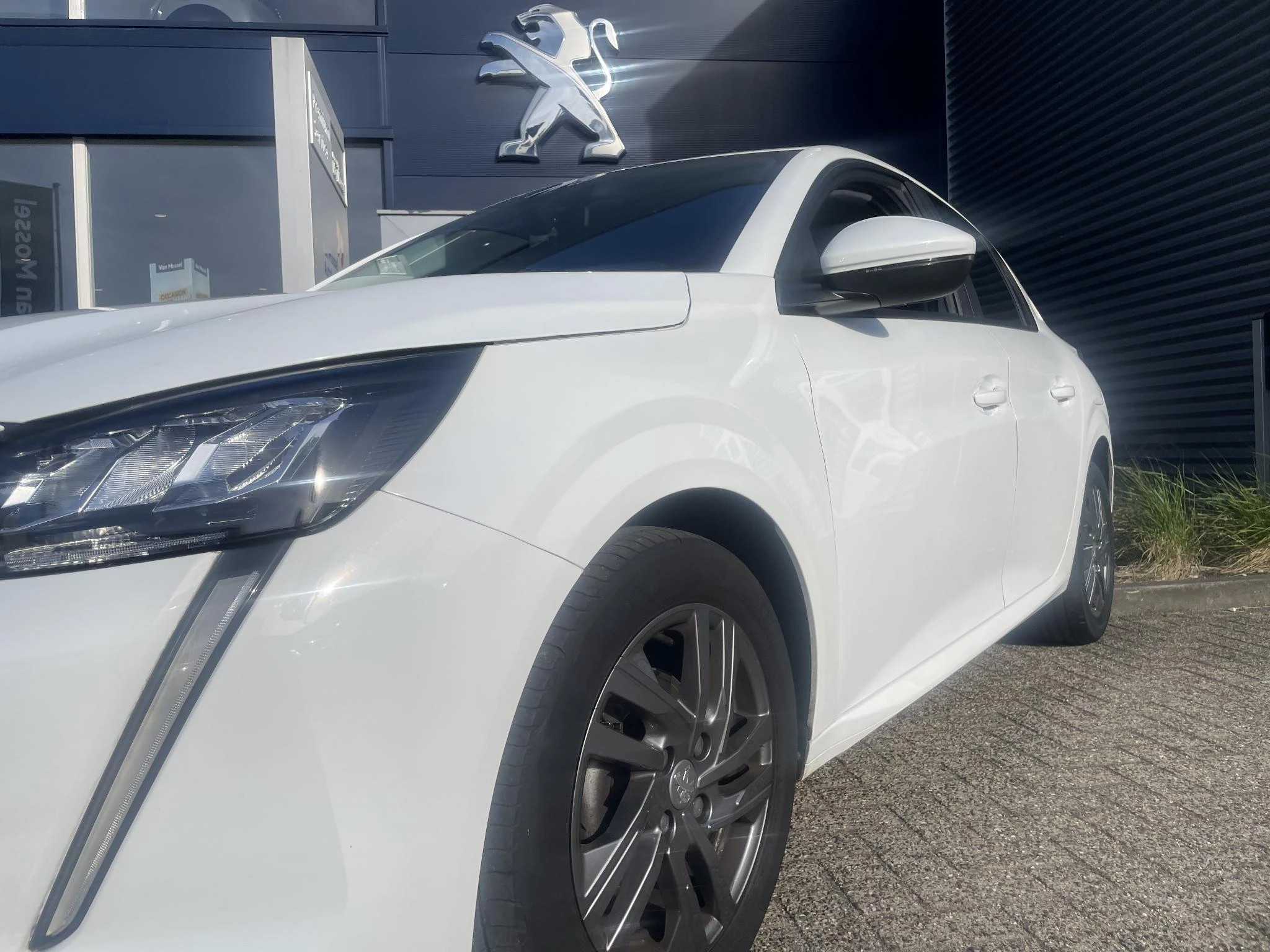 Peugeot 208 met kenteken K-497-ZX – autofoto 4