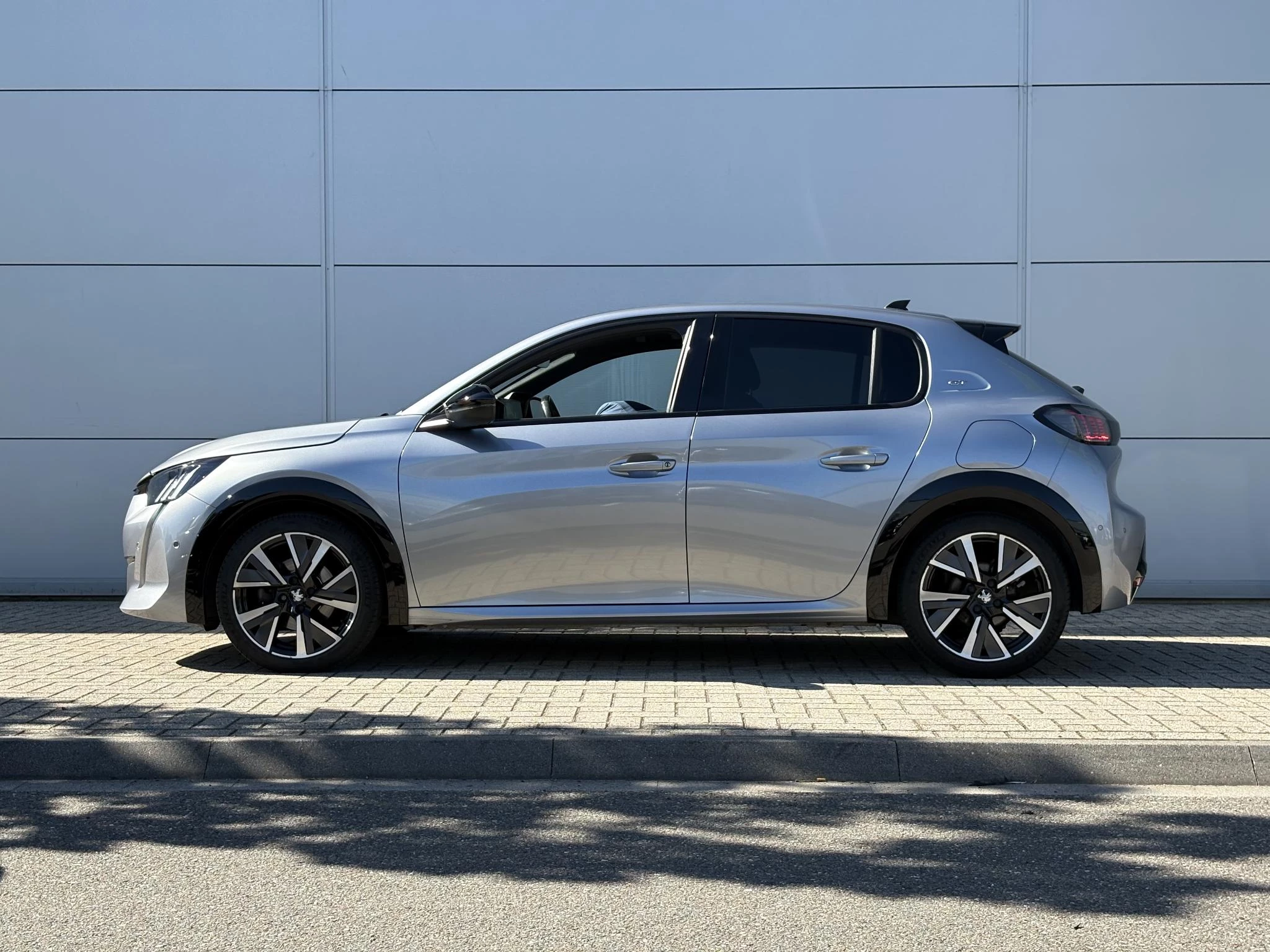 Peugeot 208 met kenteken KPL-49-D – autofoto 5