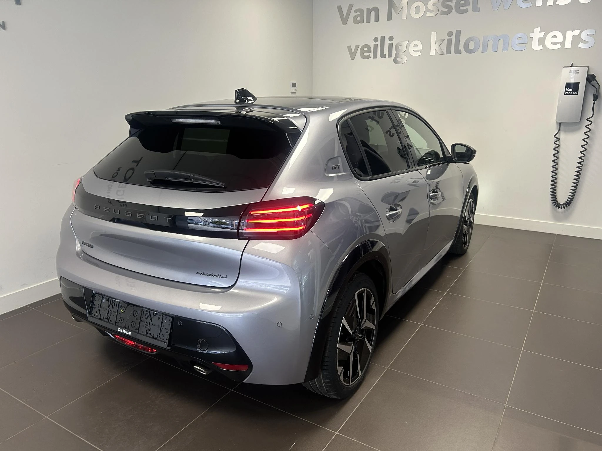 Peugeot 208 met kenteken KPL-50-B – autofoto 5