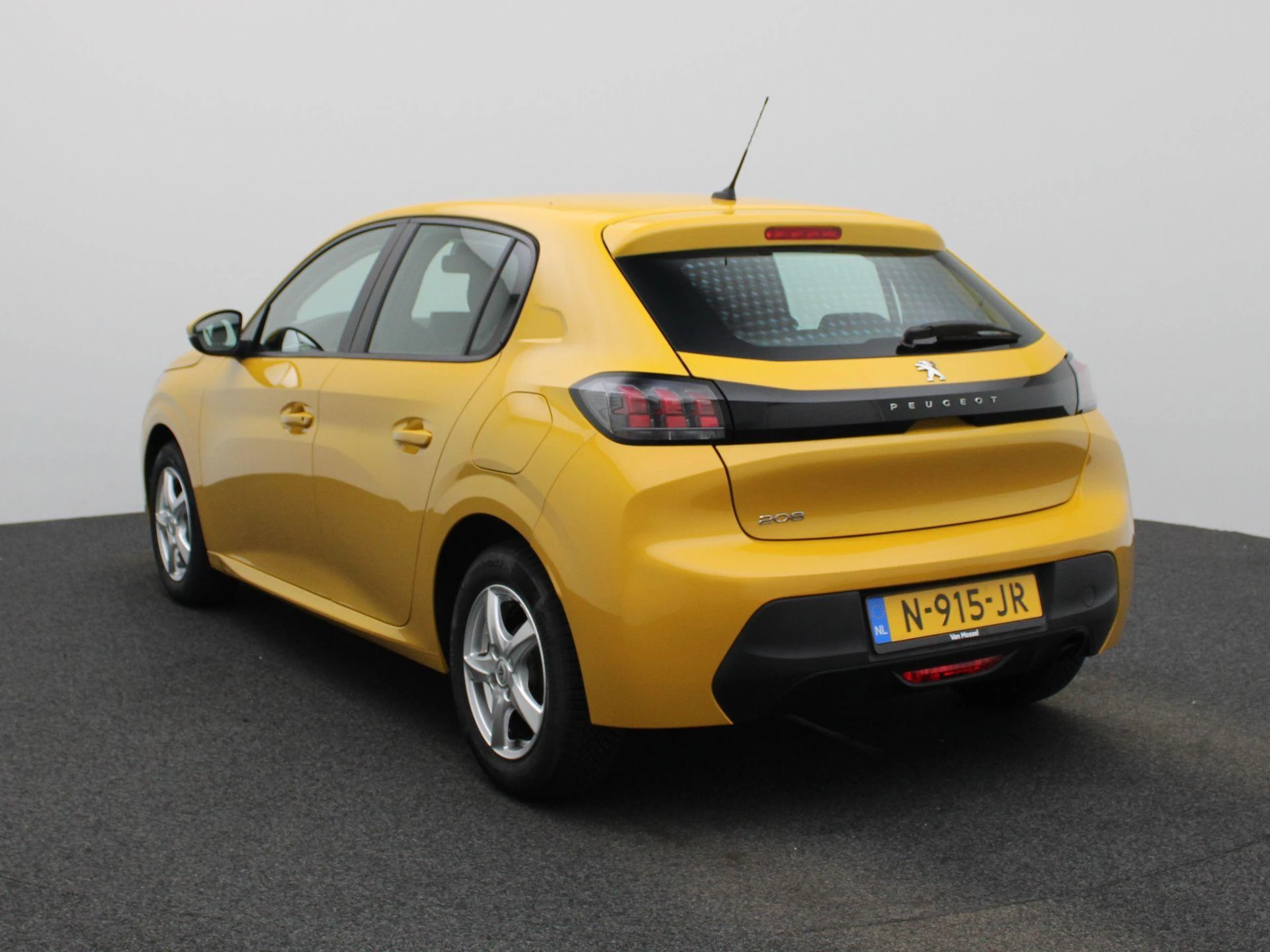 Peugeot 208 met kenteken N-915-JR – autofoto 4