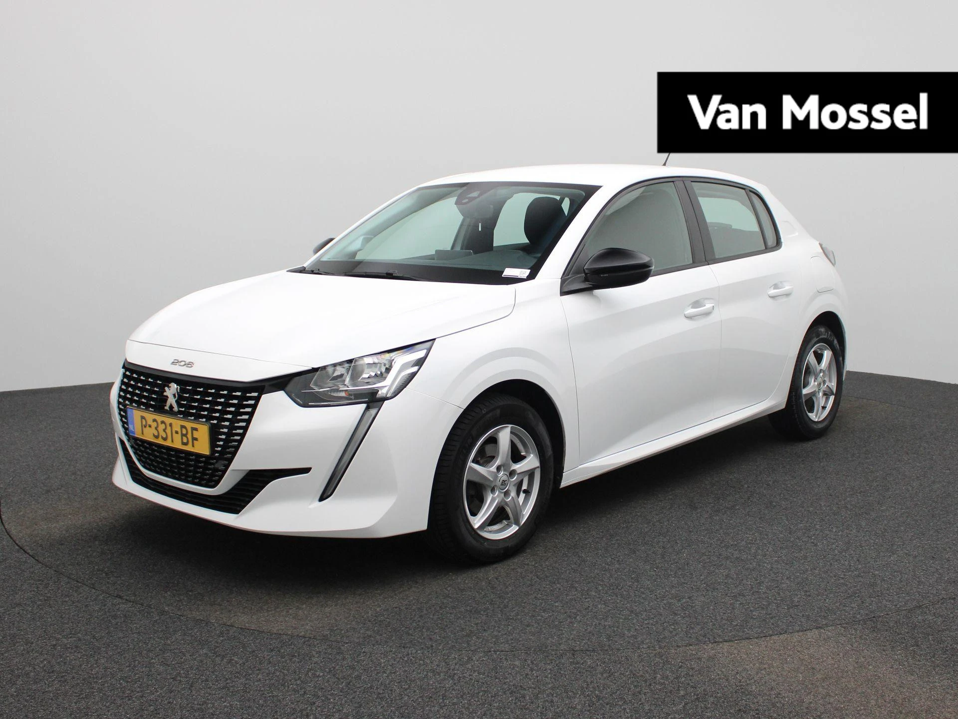 Peugeot 208 met kenteken P-331-BF – autofoto 2