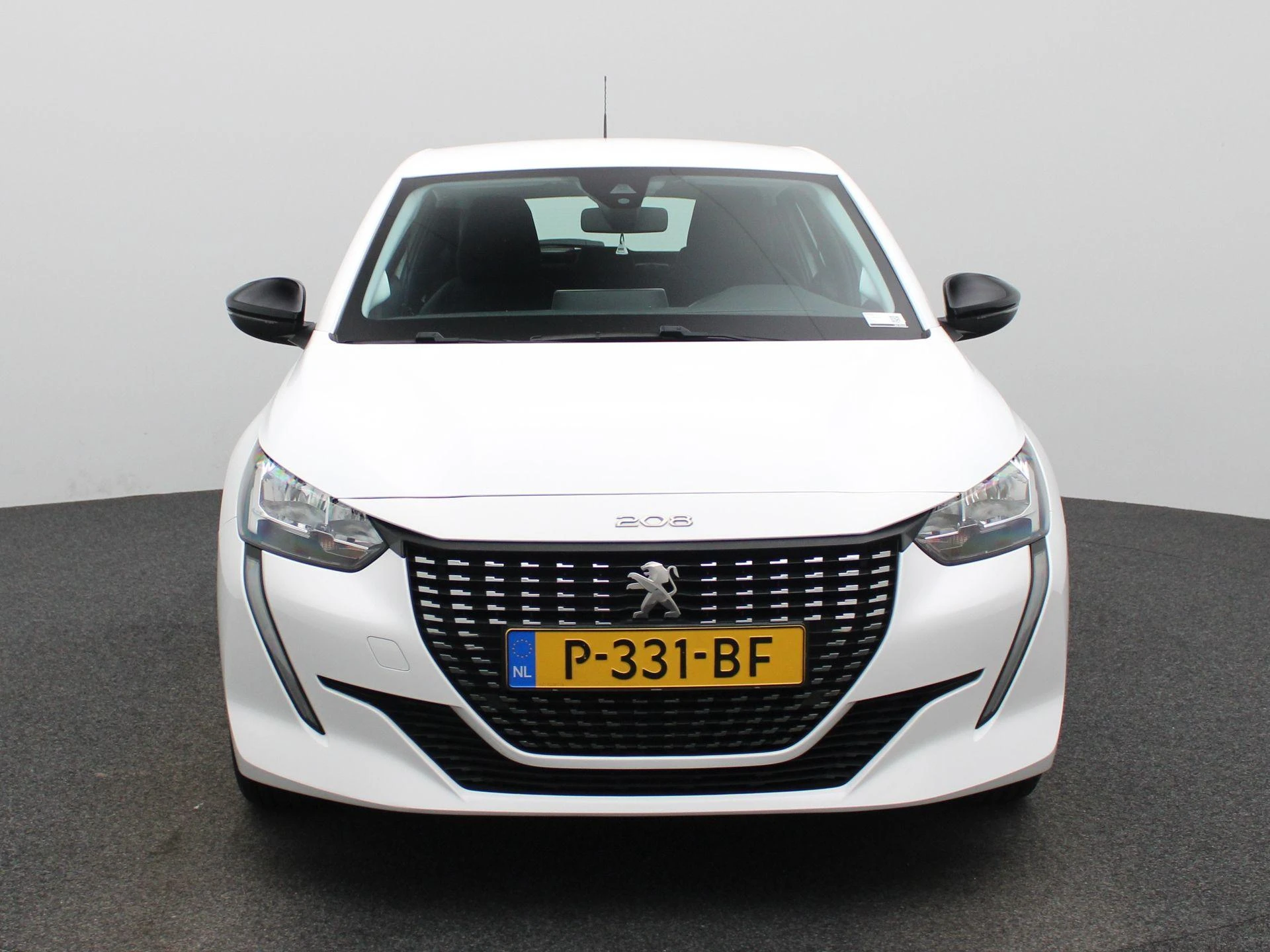Peugeot 208 met kenteken P-331-BF – autofoto 4