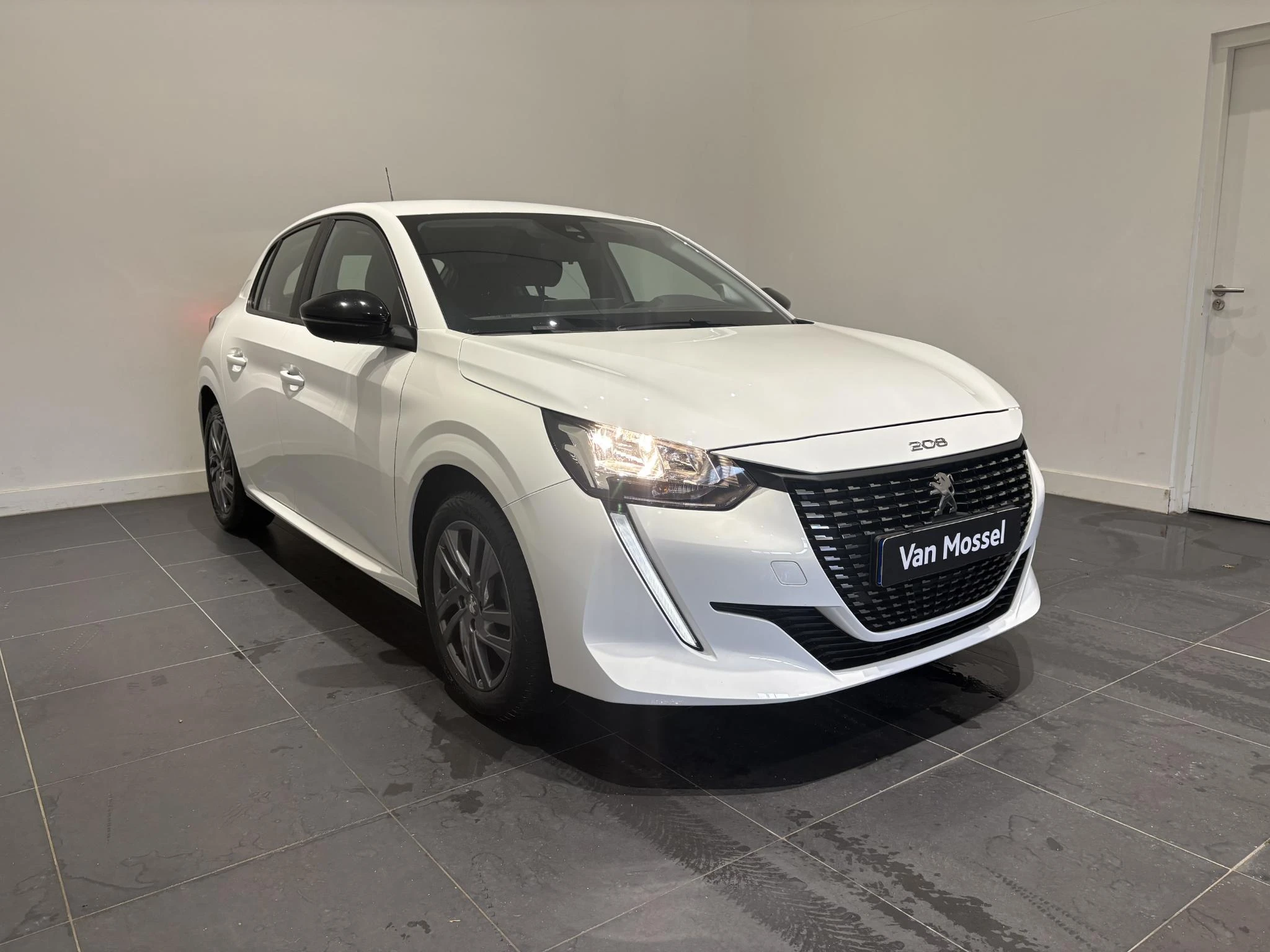 Peugeot 208 met kenteken P-634-PB – autofoto 5