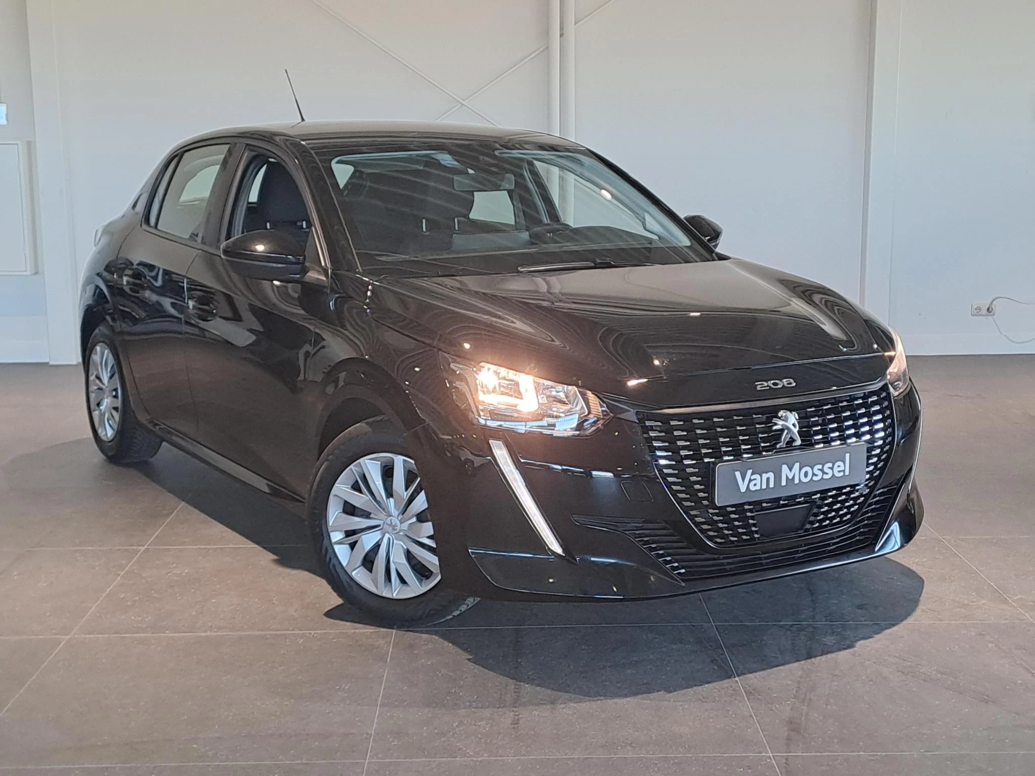 Peugeot 208 met kenteken R-040-NB – autofoto 5