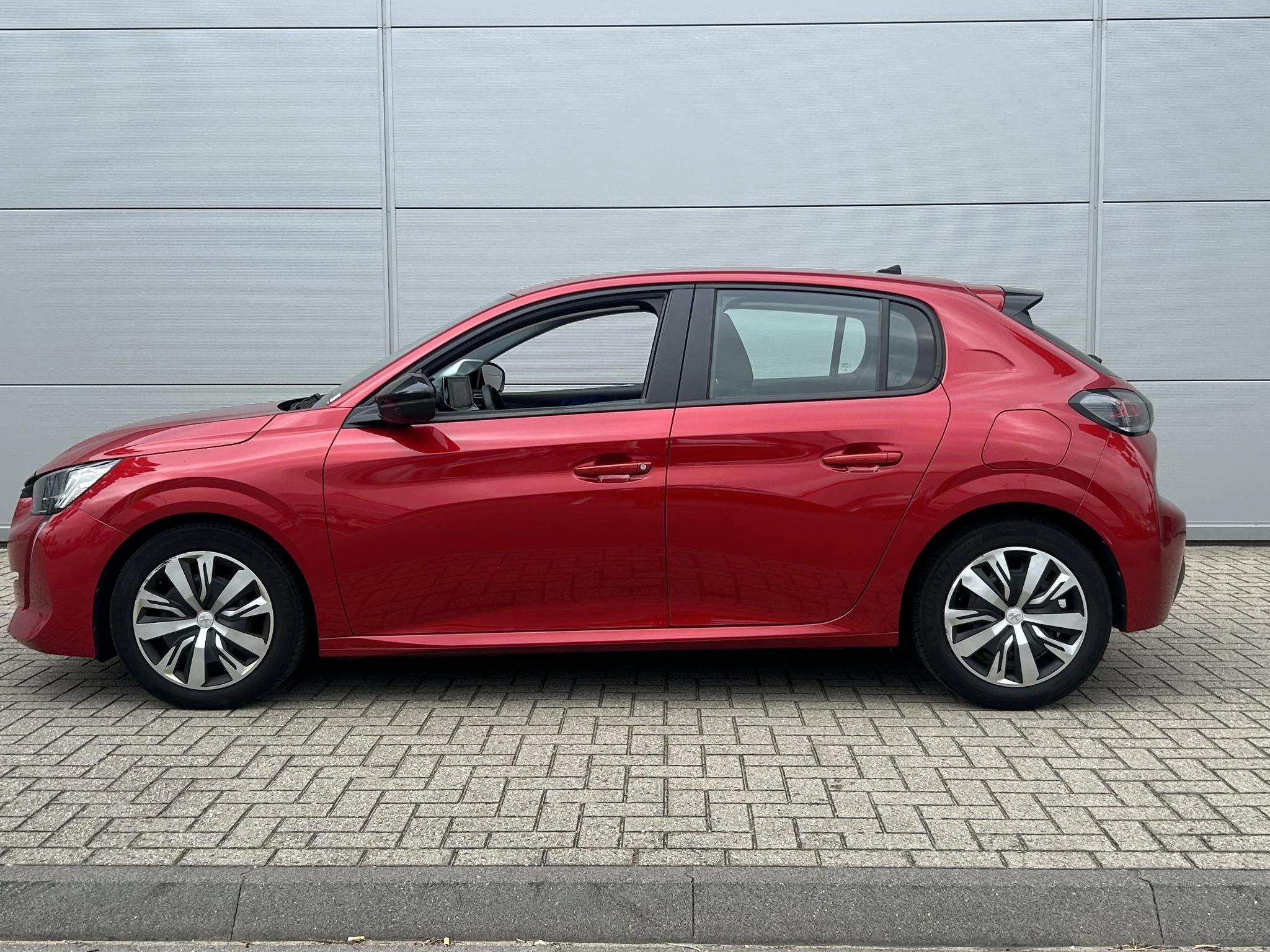 Peugeot 208 met kenteken S-289-RG – autofoto 5