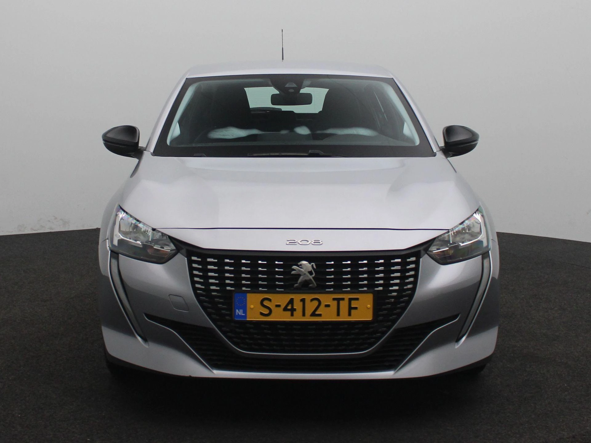 Peugeot 208 met kenteken S-412-TF – autofoto 4