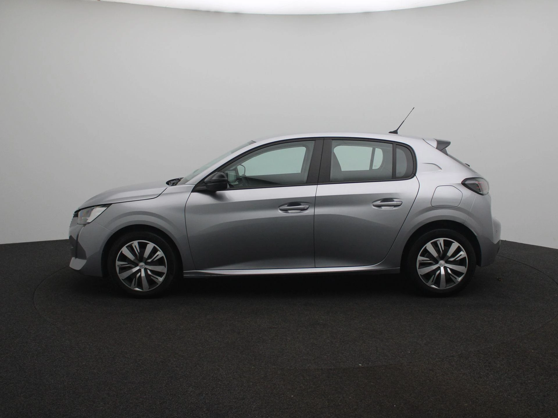 Peugeot 208 met kenteken S-412-TF – autofoto 5