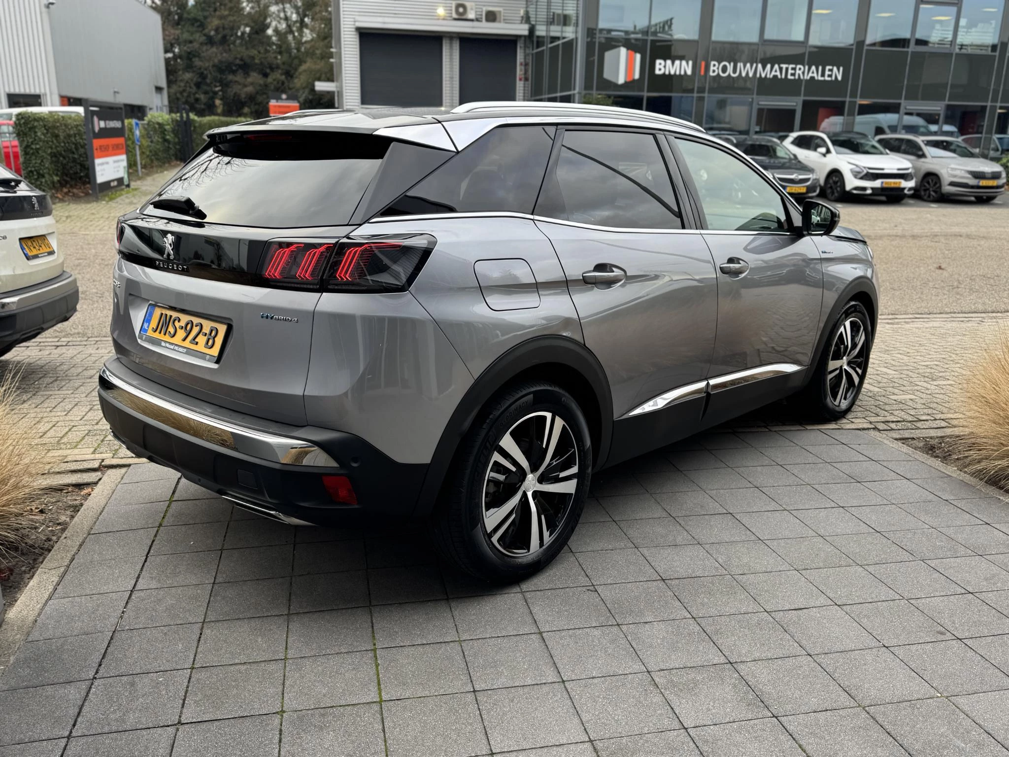 Peugeot 3008 met kenteken 13100 – autofoto 5