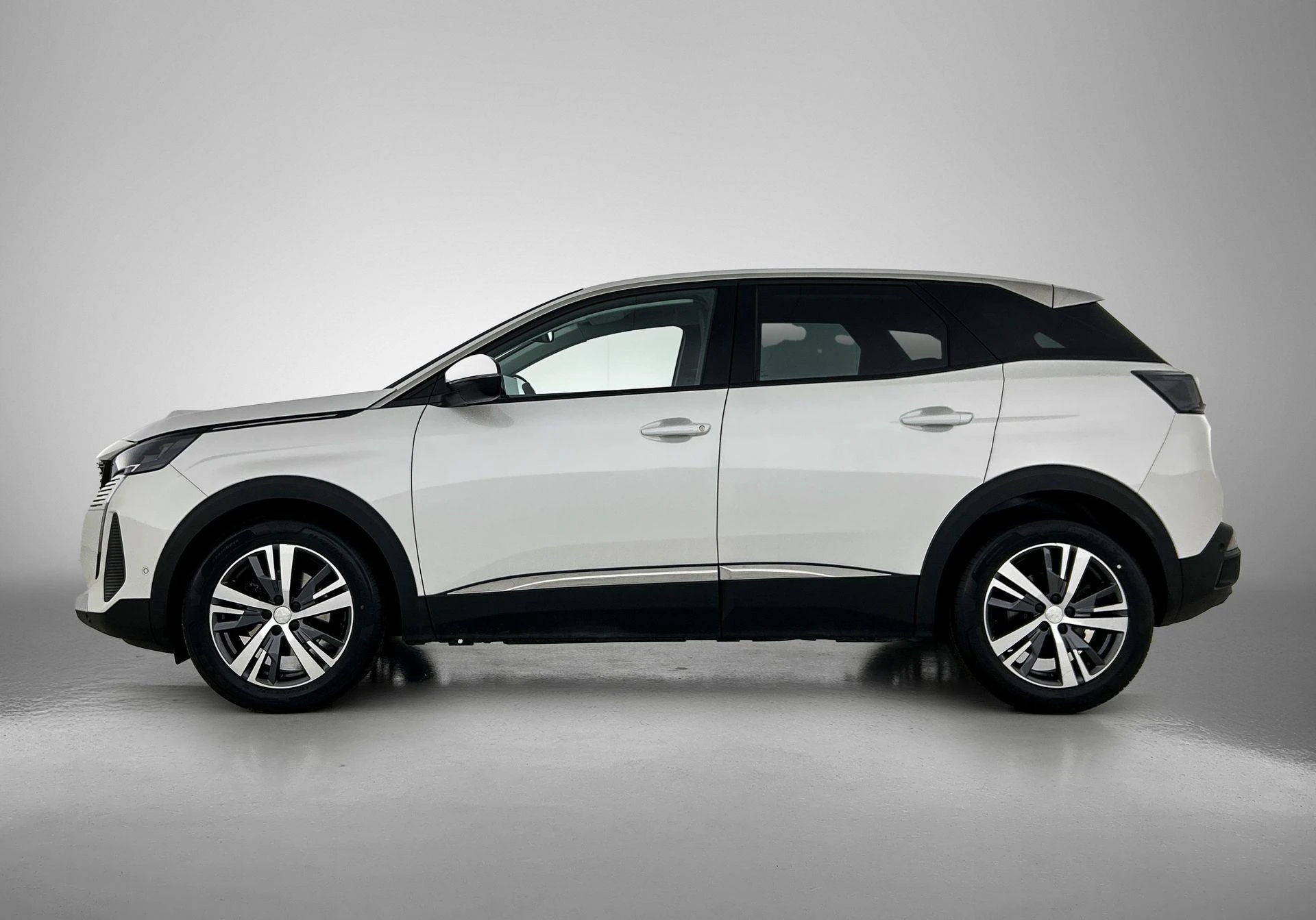 Peugeot 3008 met kenteken 48100 – autofoto 4