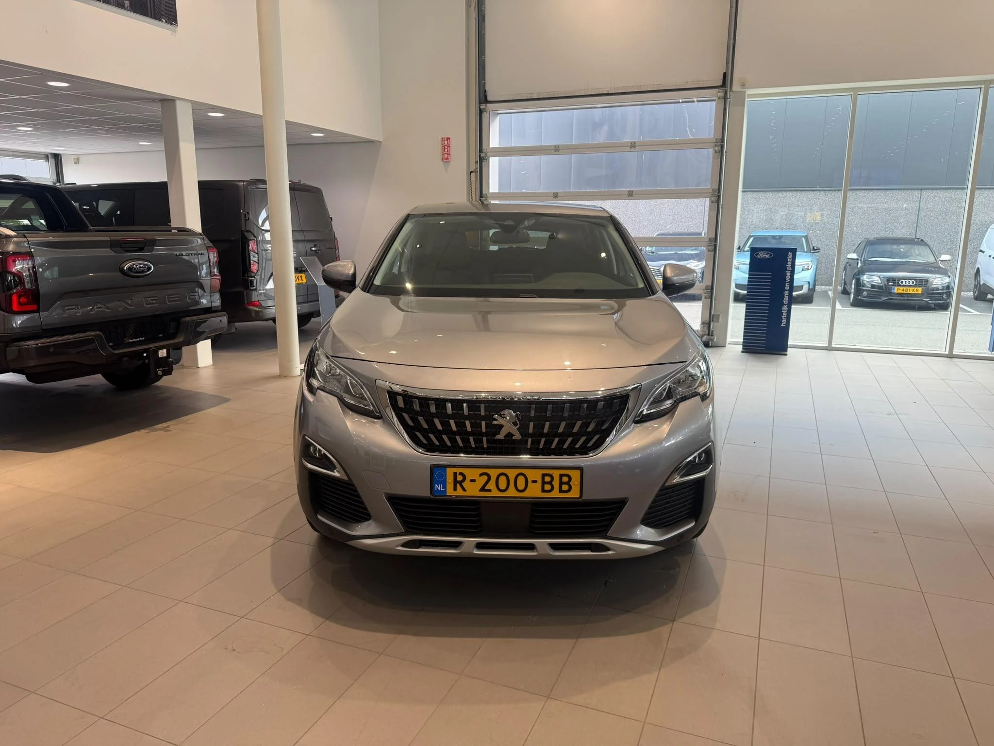 Peugeot 3008 met kenteken 70100 – autofoto 4