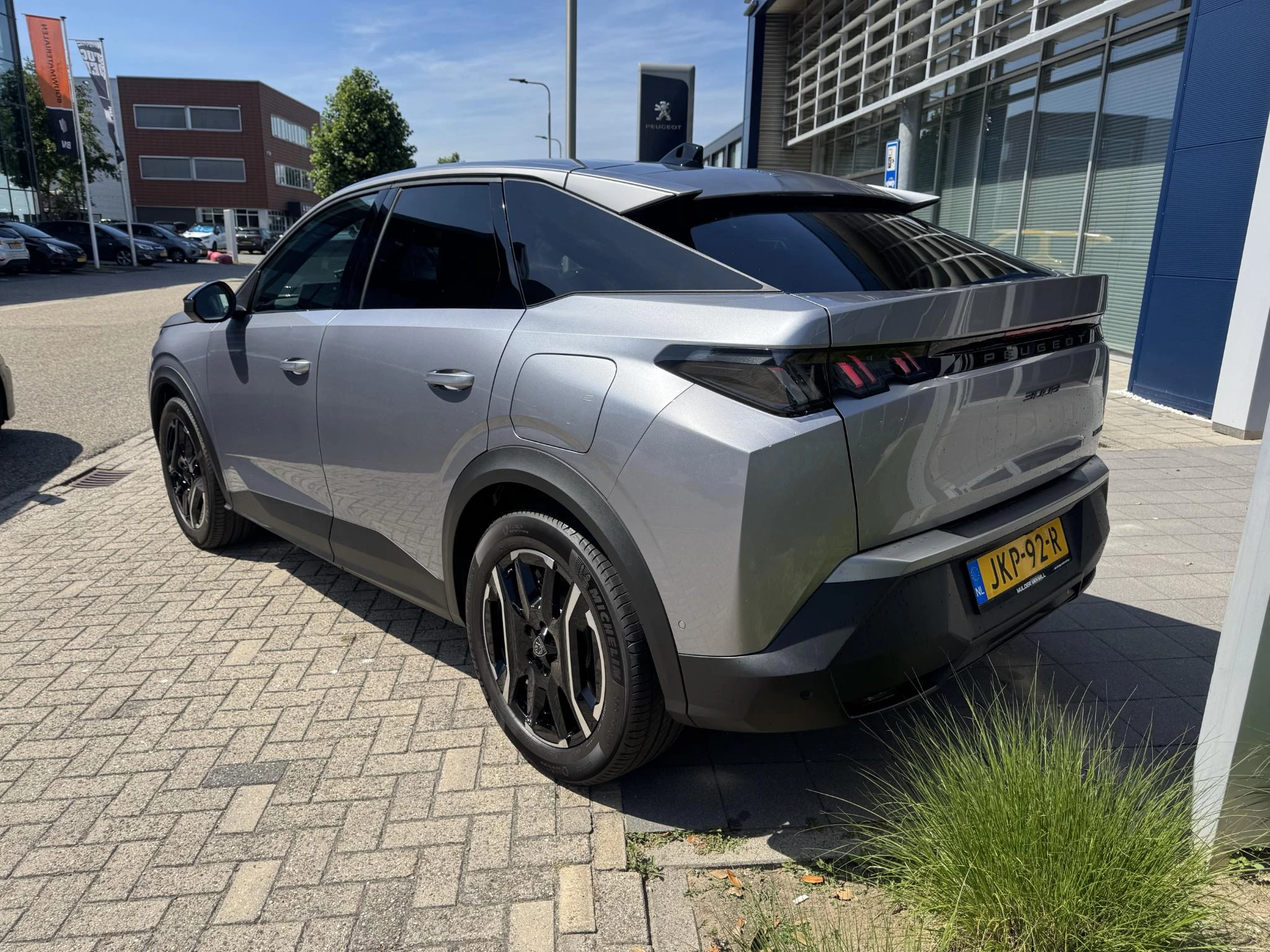 Peugeot 3008 met kenteken 87 – autofoto 5