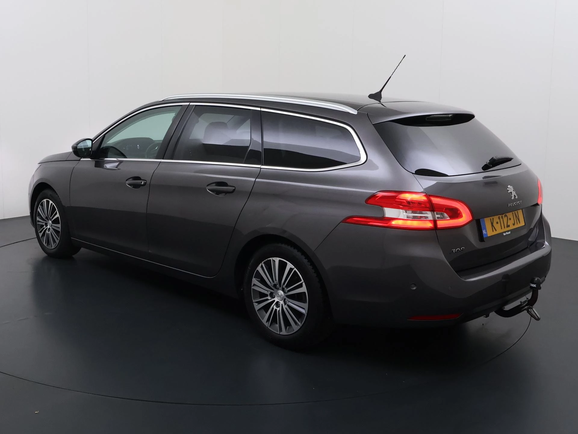 Peugeot 308 met kenteken 57100 – autofoto 3