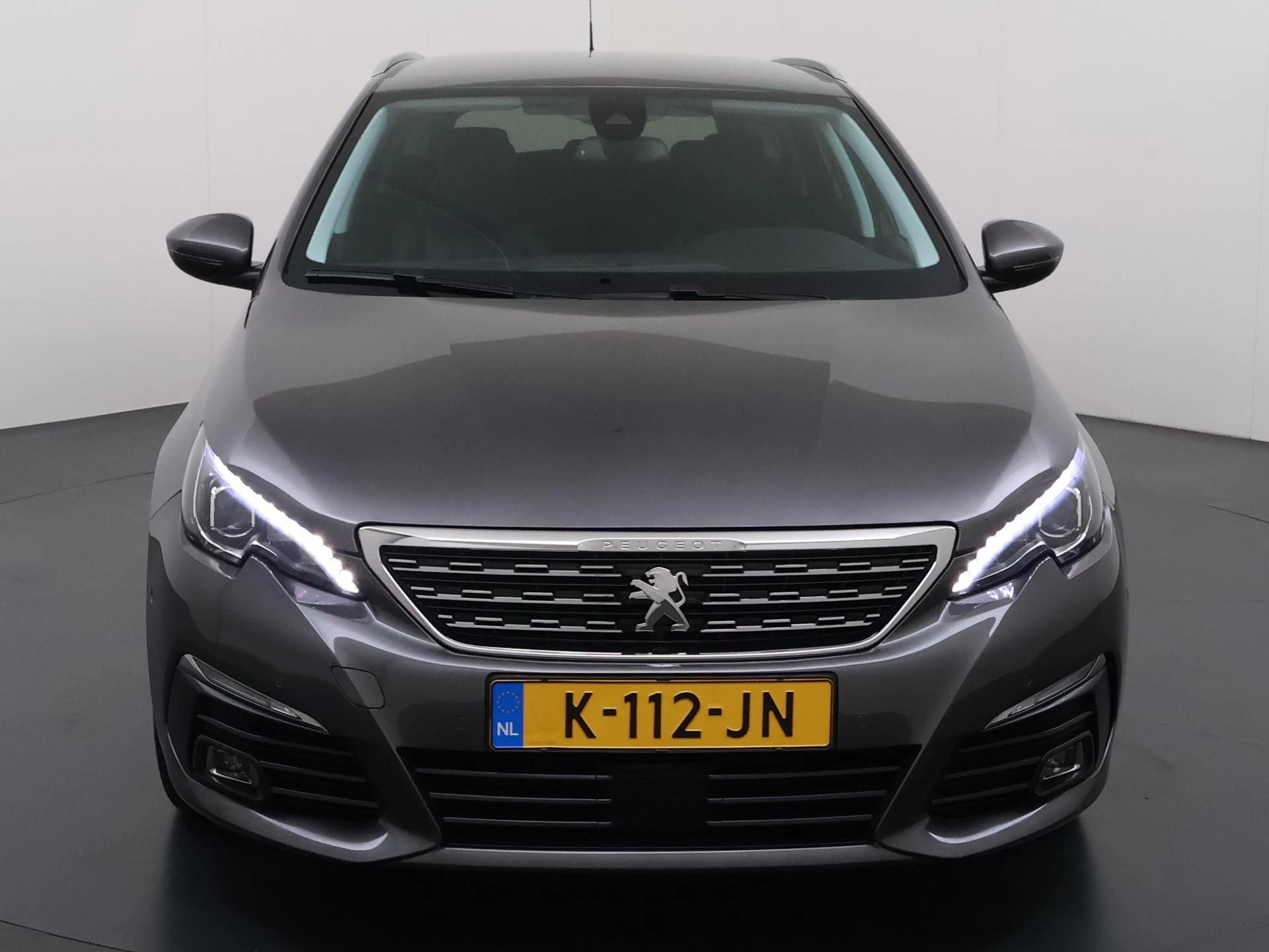 Peugeot 308 met kenteken 57100 – autofoto 5