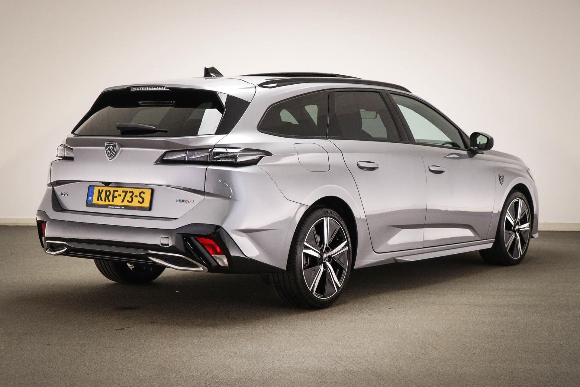 Peugeot 308 met kenteken KRF-73-S – autofoto 2