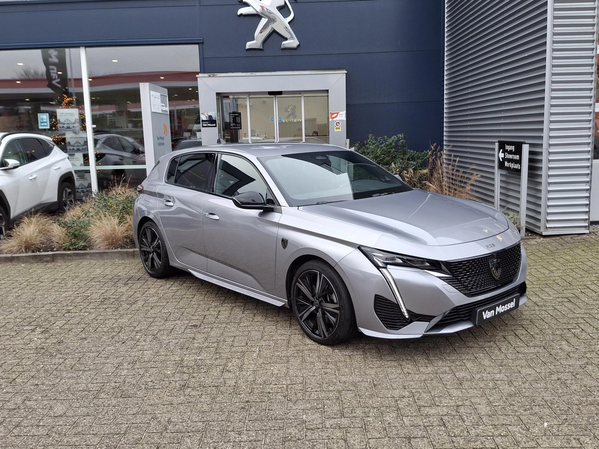 Peugeot 308 met kenteken T-117-ZN – autofoto 4